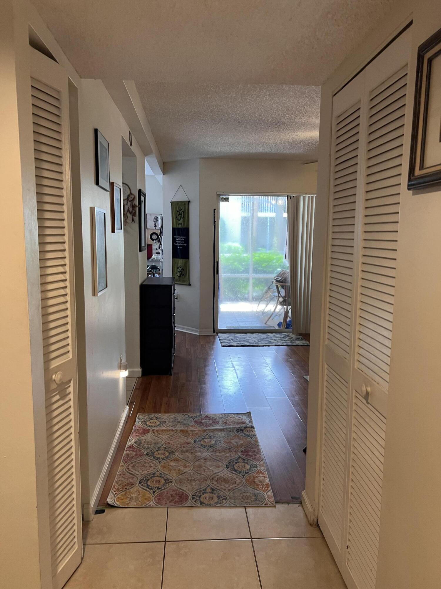 1103 Glenmoor Drive Property Photo 4