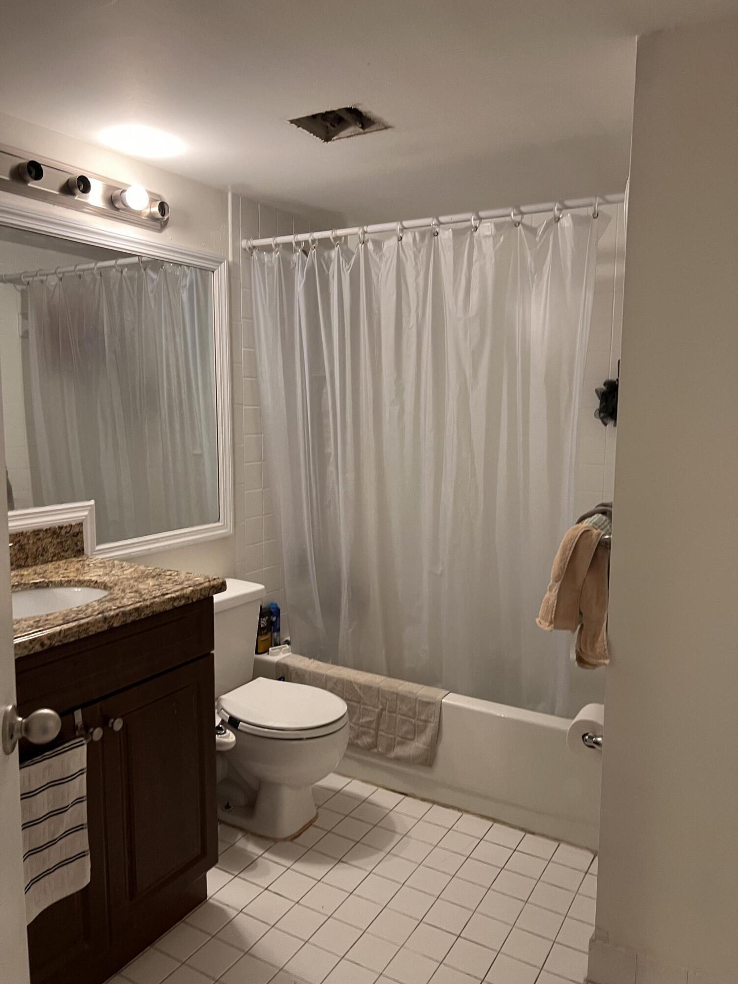 1103 Glenmoor Drive Property Photo 6