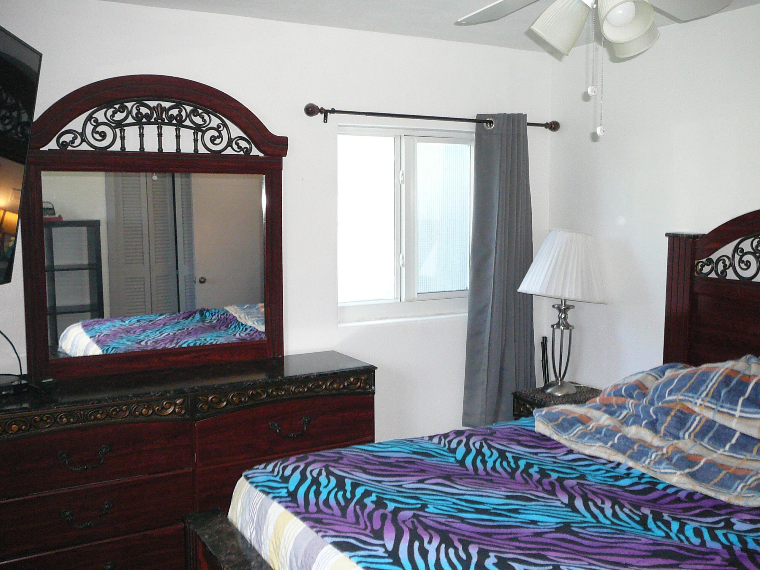 2100 W Esplanade Property Photo 19