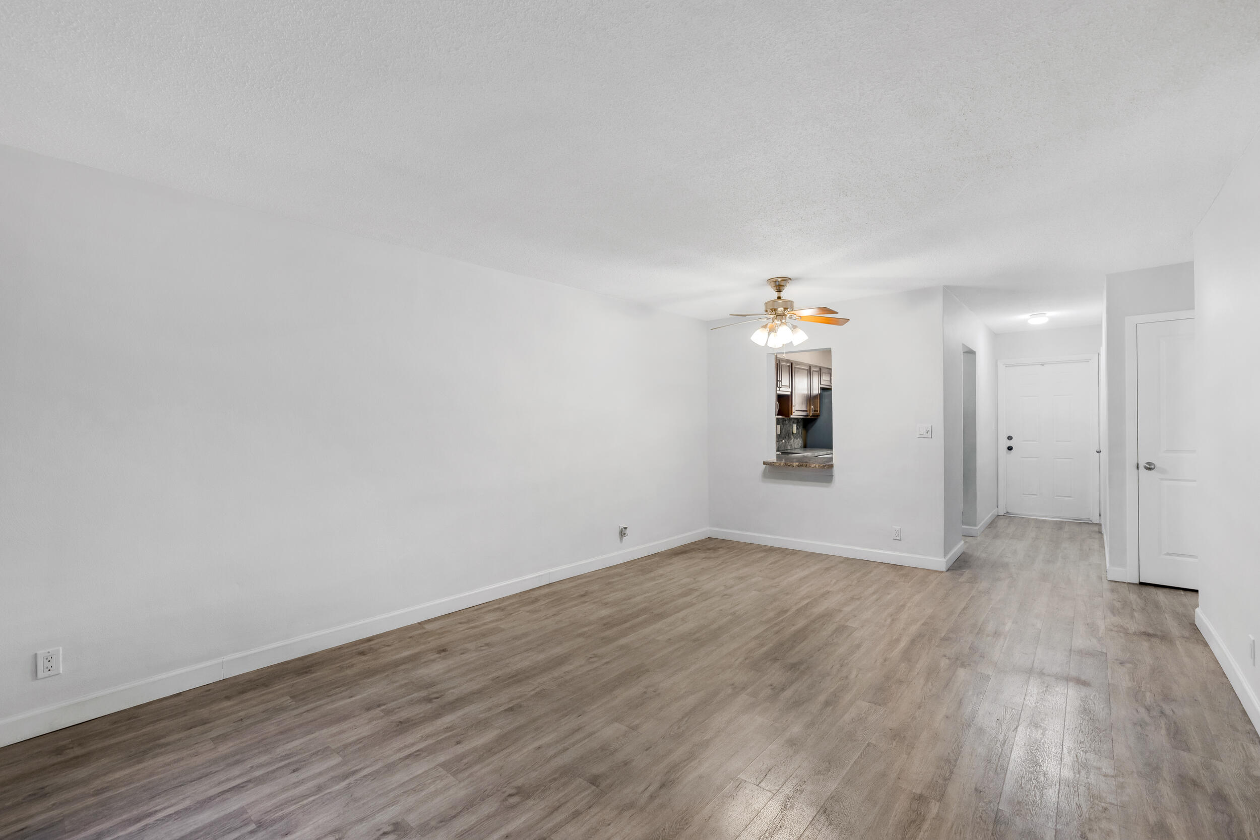 1400 Ne 57th Street 304 Property Photo 16