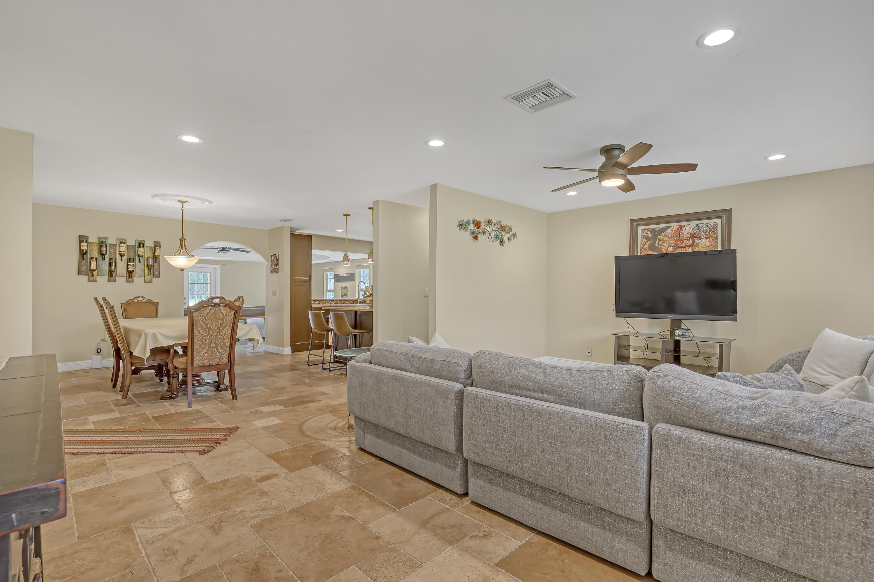 11920 41st Court N Property Photo 6