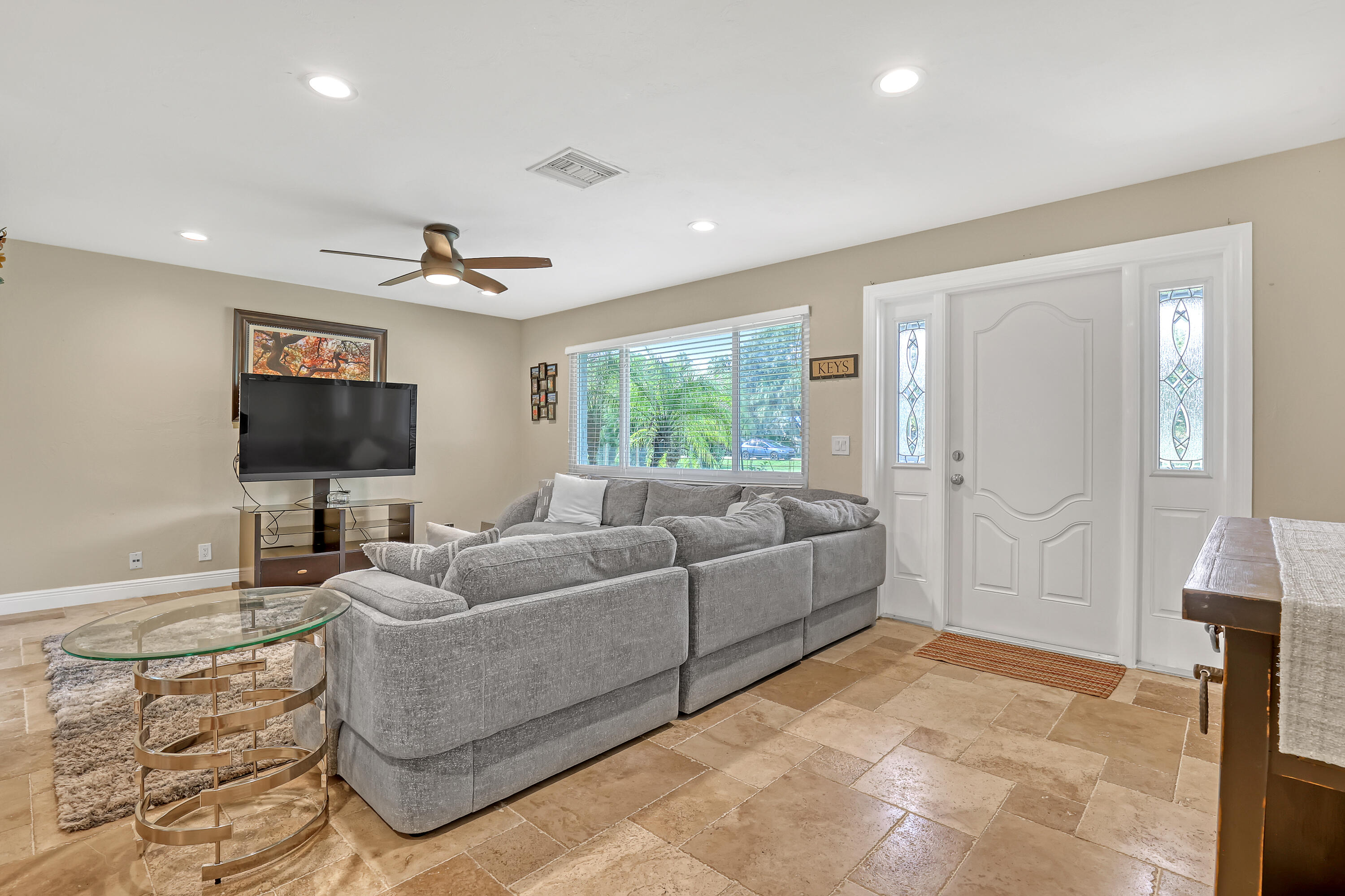 11920 41st Court N Property Photo 7