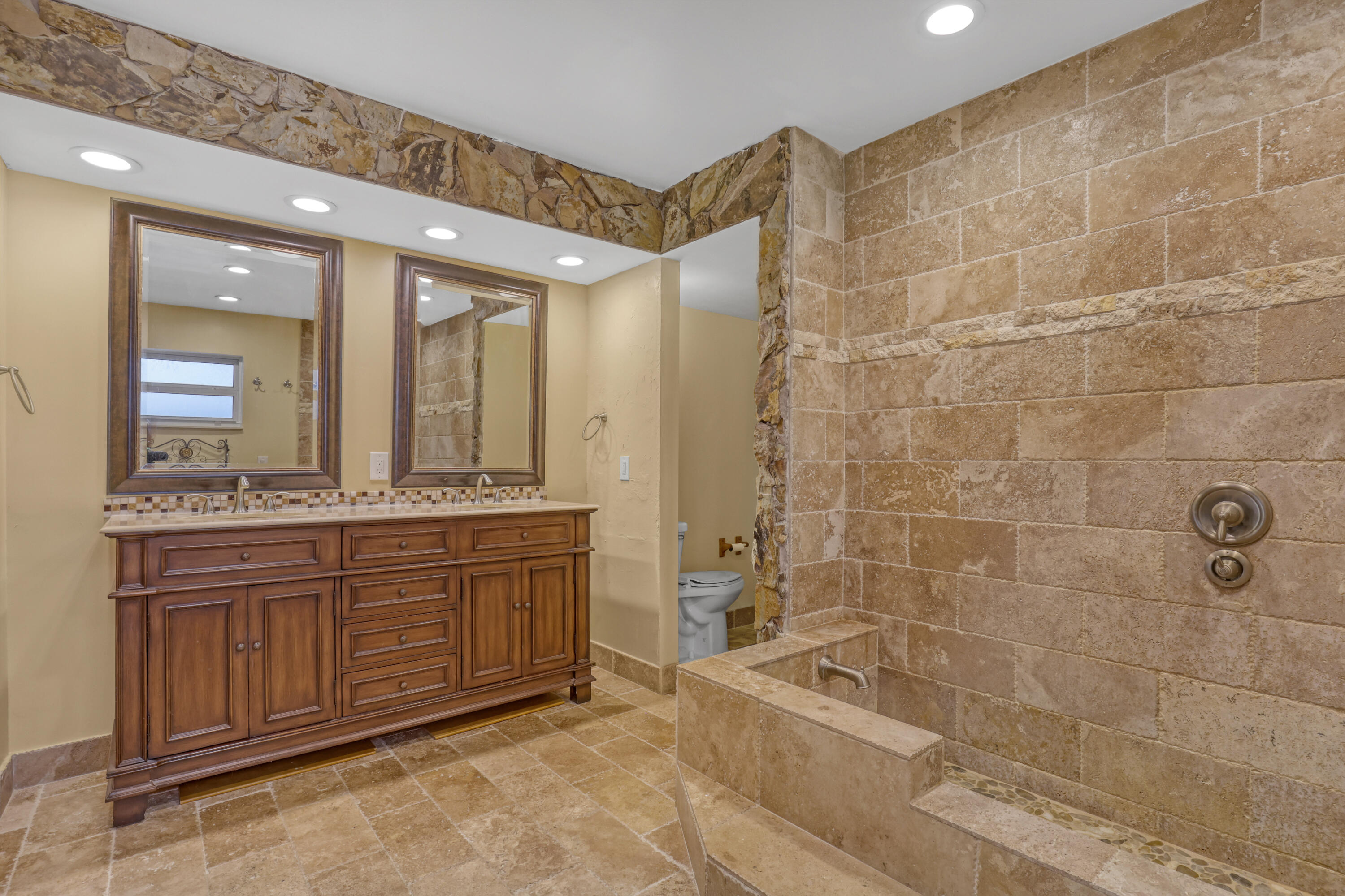 11920 41st Court N Property Photo 26