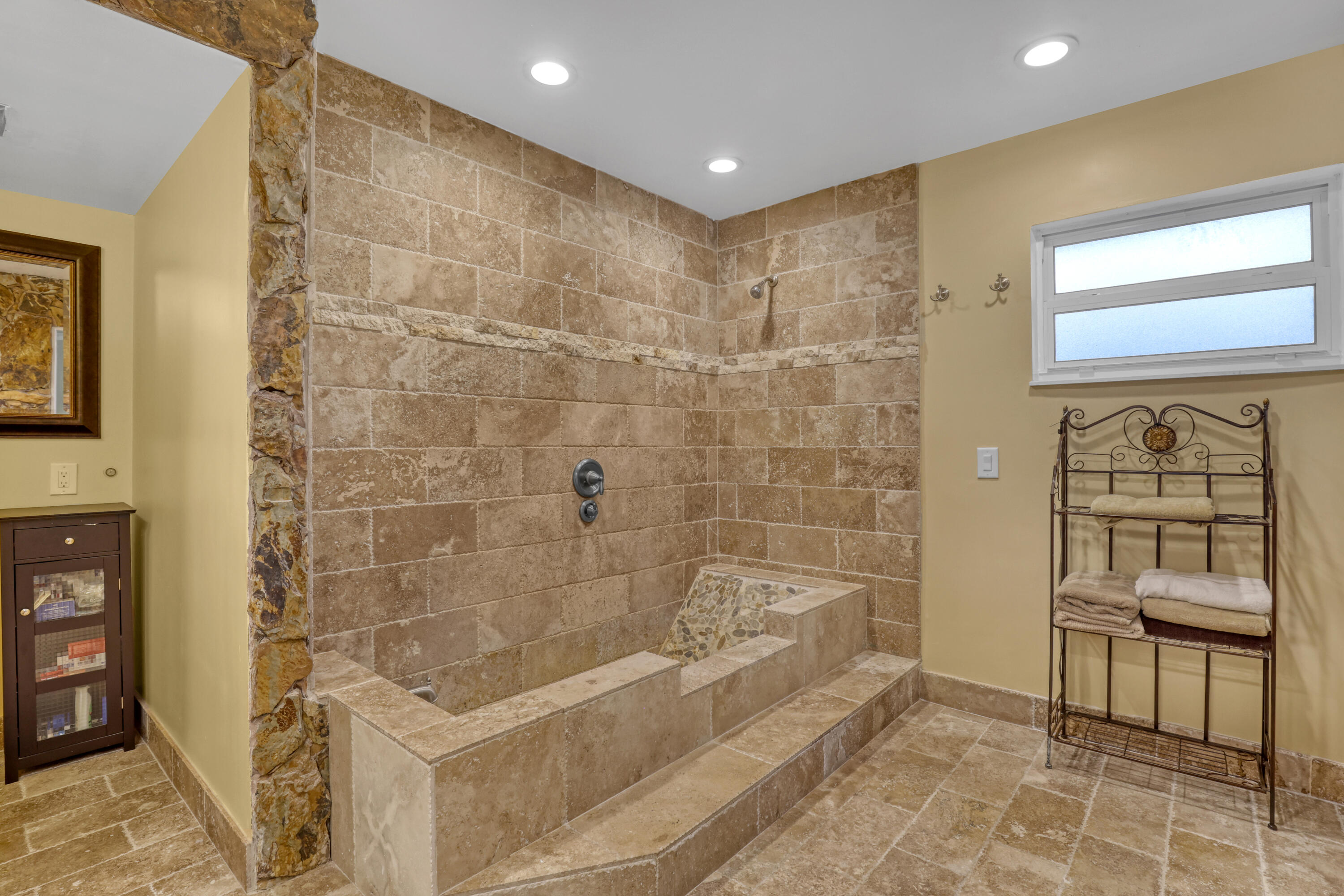 11920 41st Court N Property Photo 27