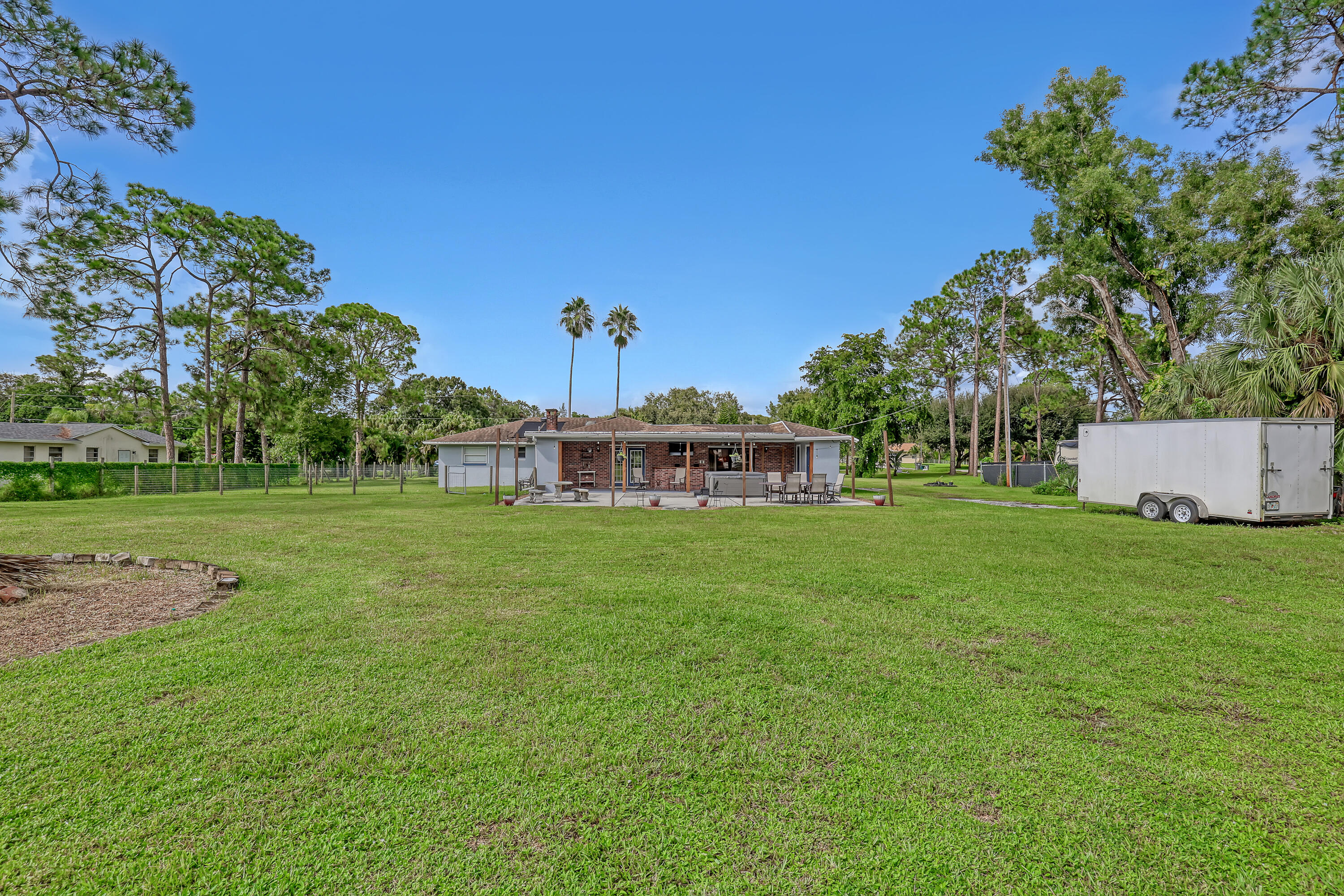11920 41st Court N Property Photo 38