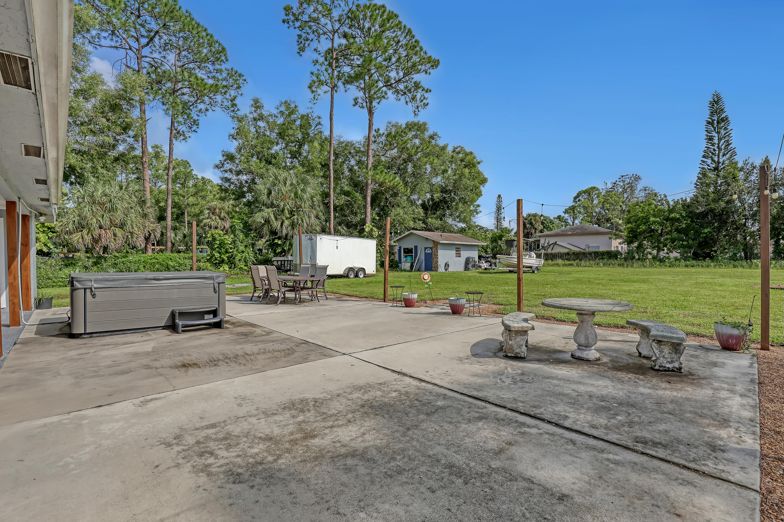 11920 41st Court N Property Photo 48