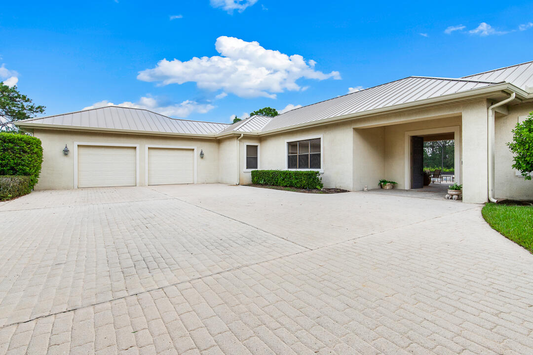3151 Sw Buena Vista Drive Property Photo 2