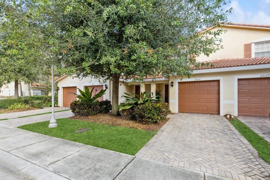 22131 Majestic Woods Way Property Photo 1