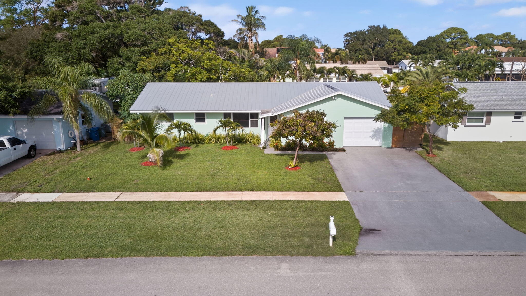 502 Circle E Property Photo 1