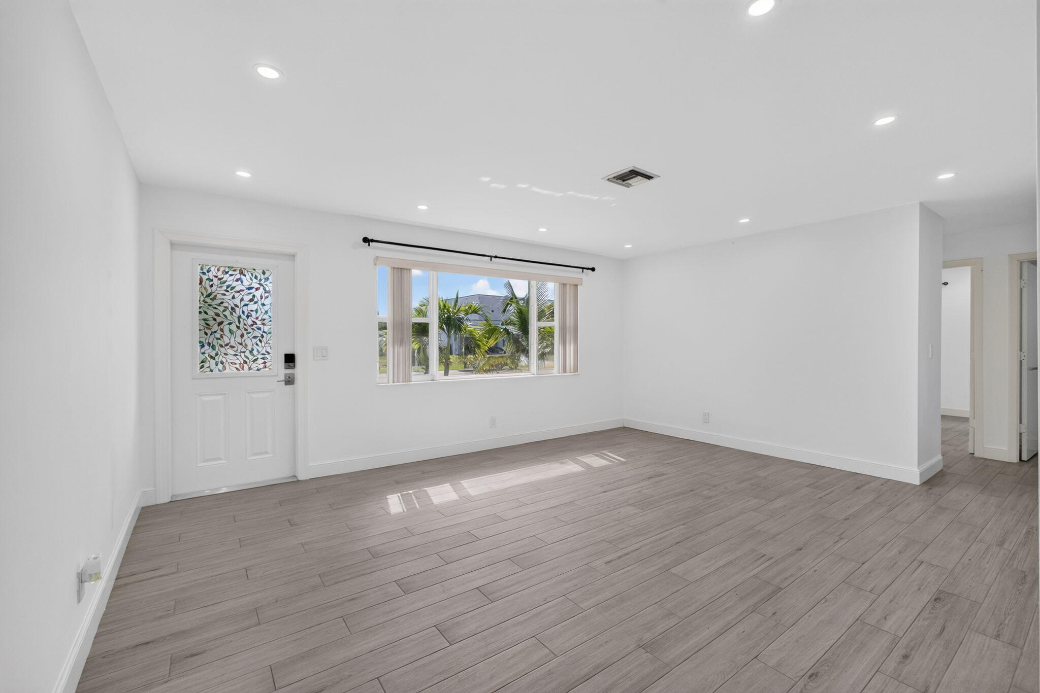 502 Circle E Property Photo 17