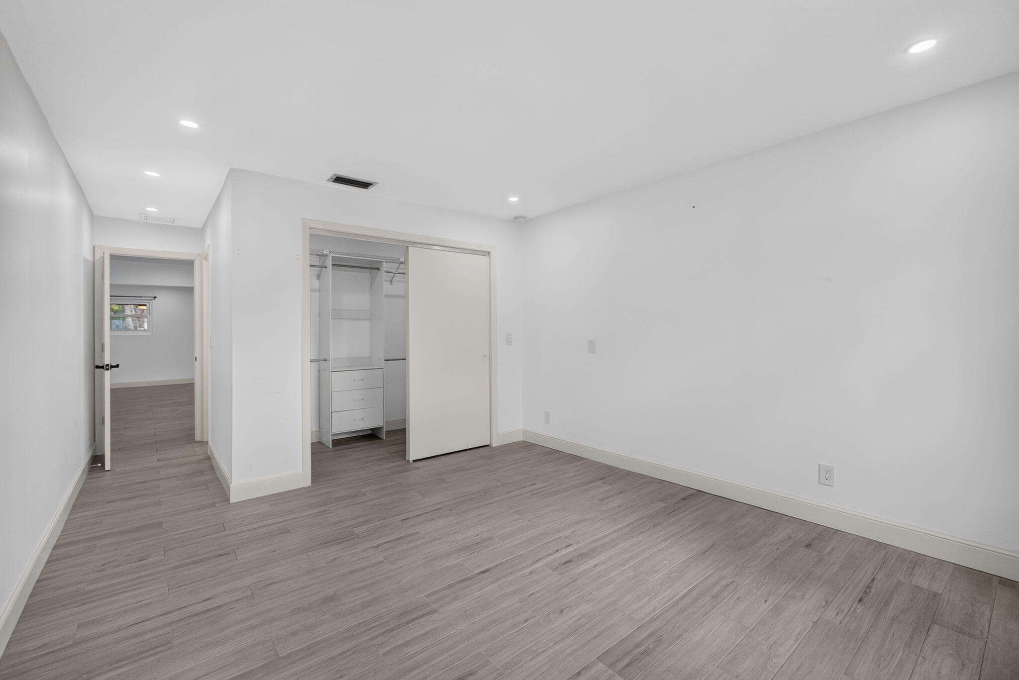 502 Circle E Property Photo 18