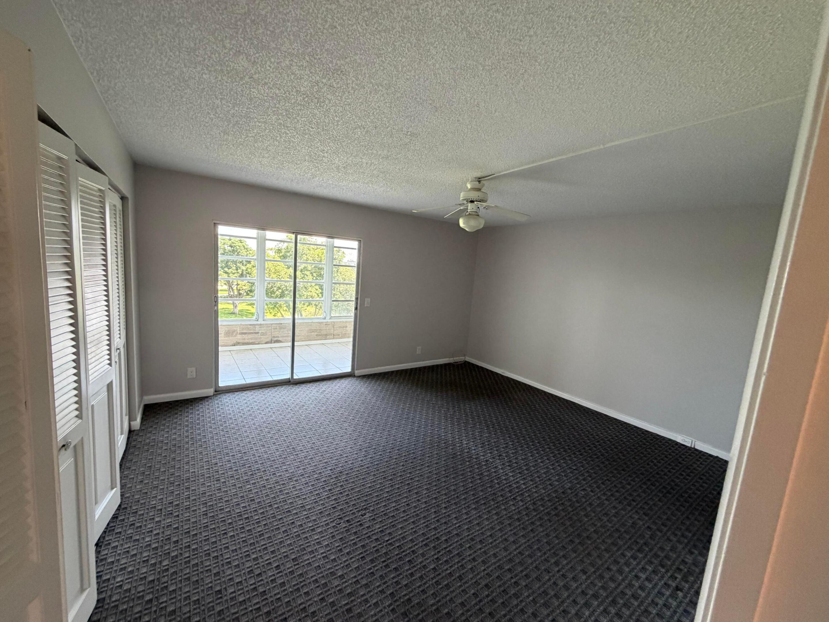 4089 Wolverton E Property Photo 6