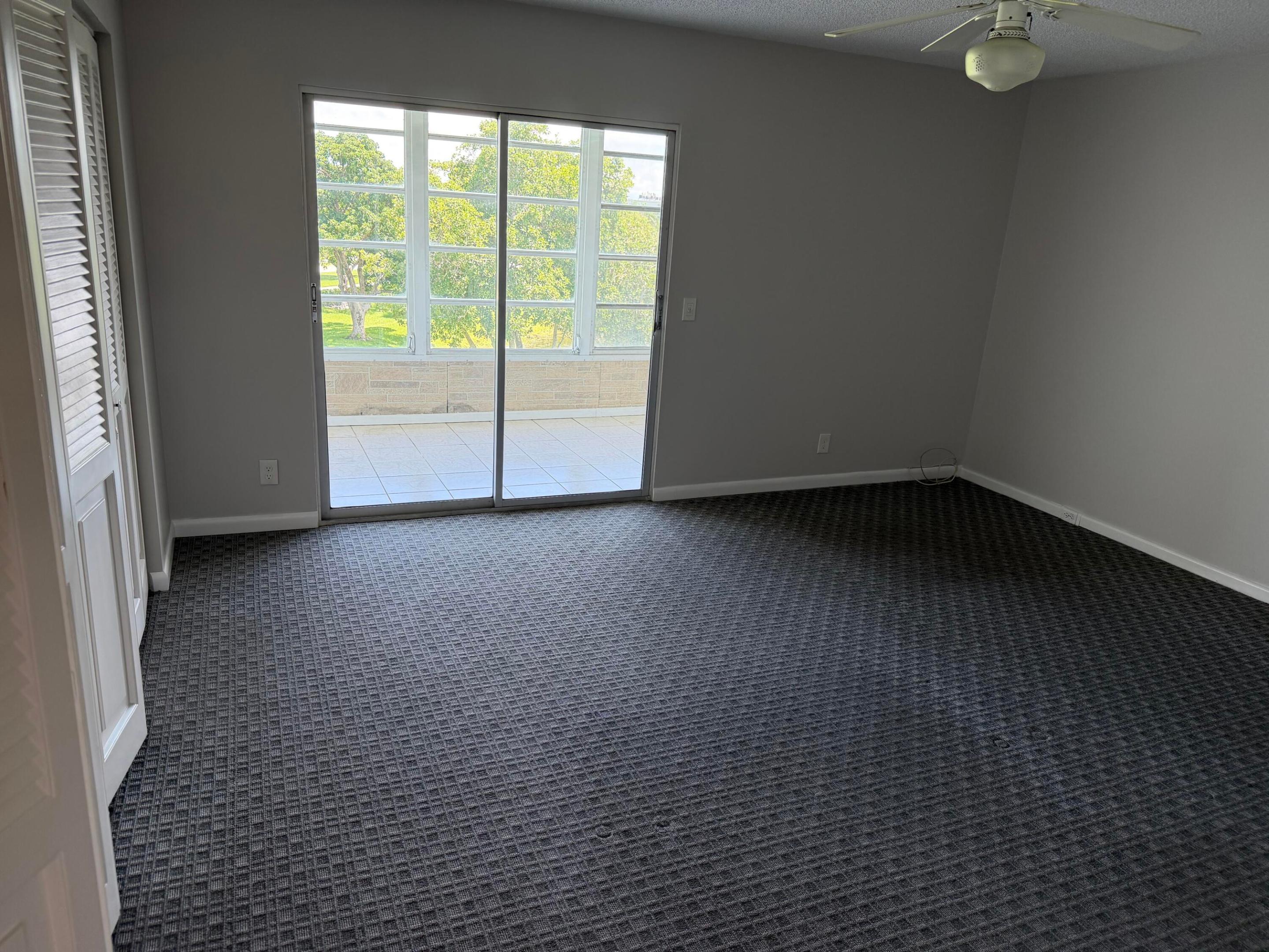 4089 Wolverton E Property Photo 7