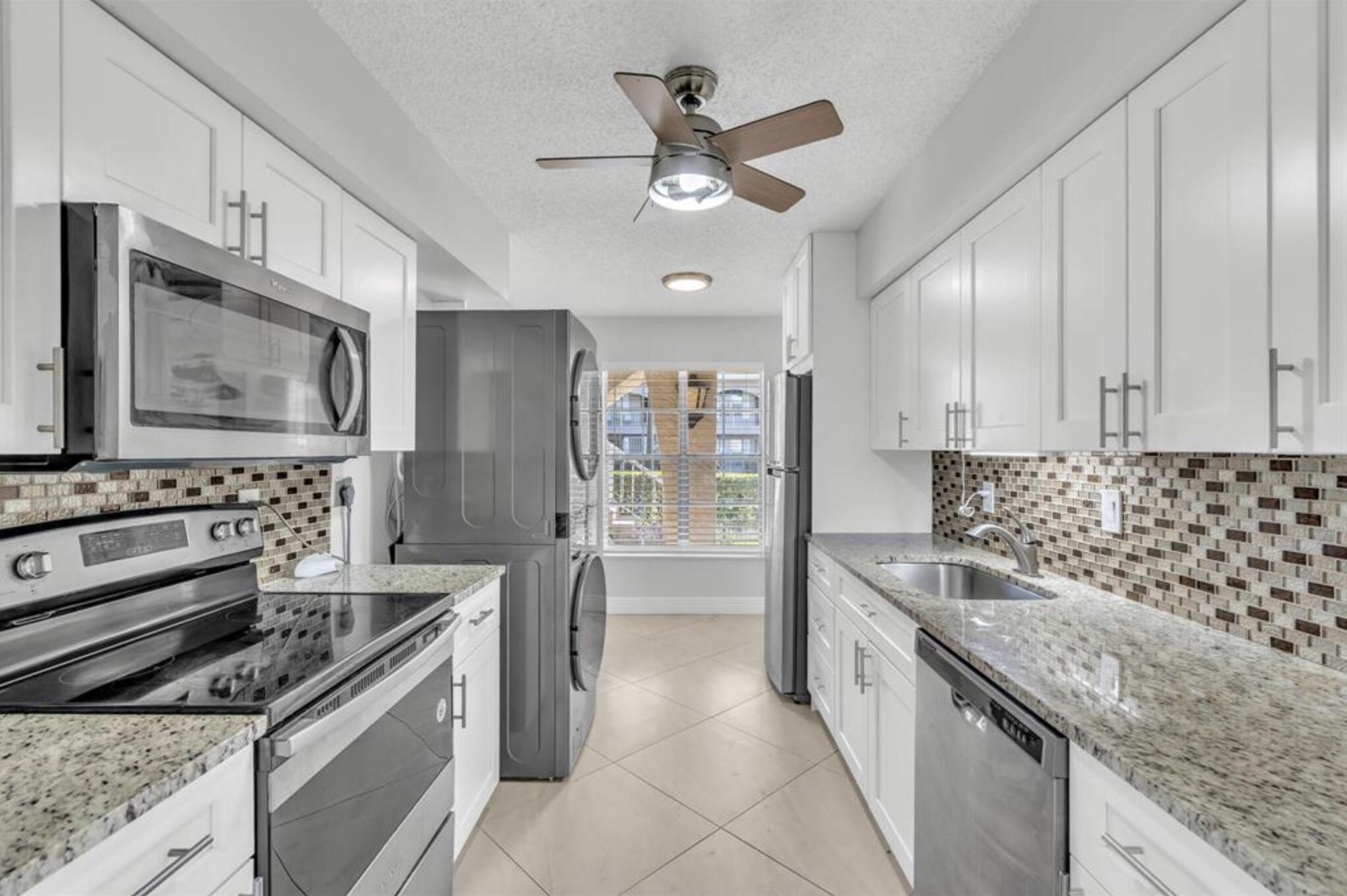 13950 Via Flora B Property Photo 5