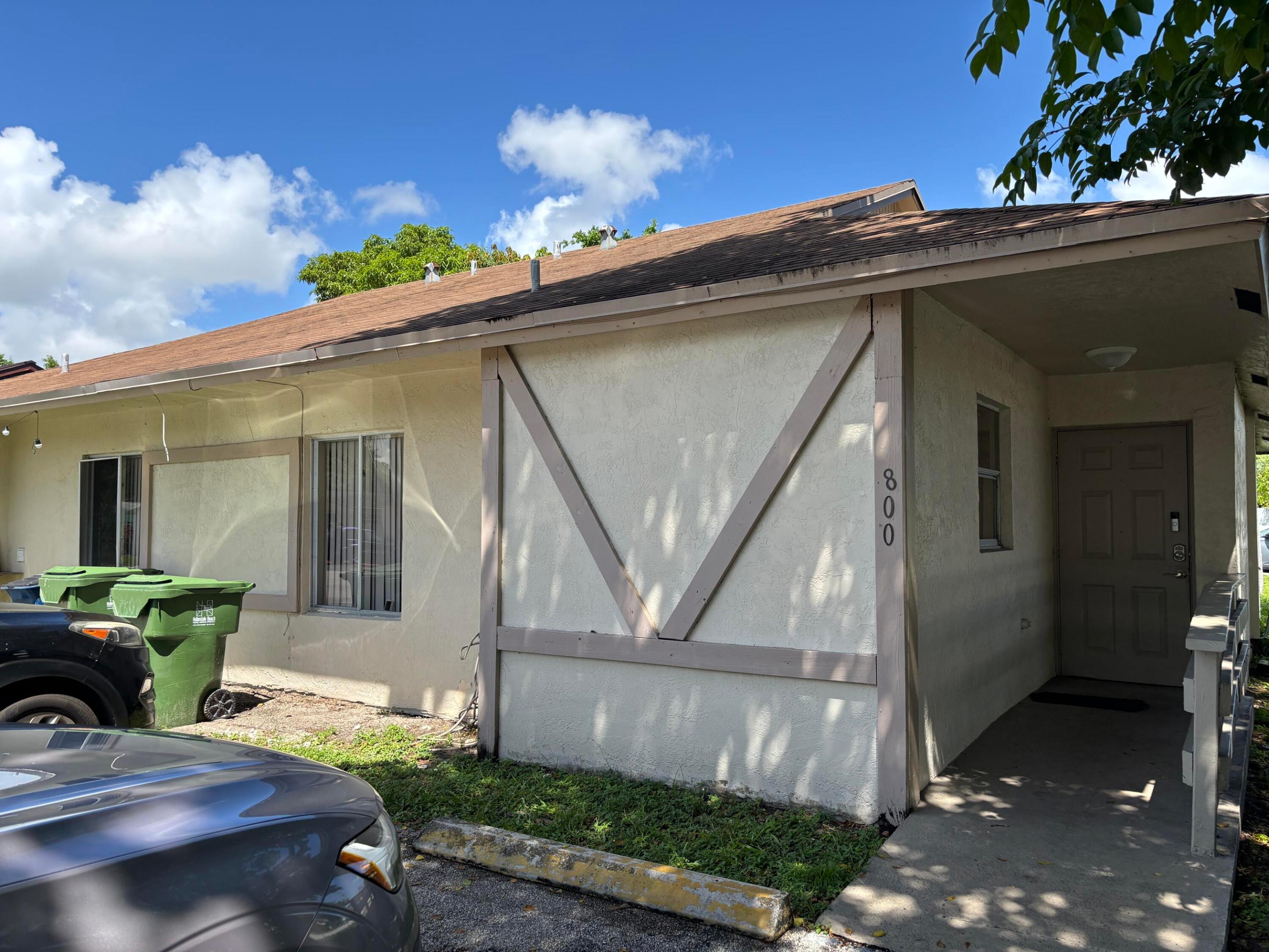 800 Sw 9th Street Property Photo 2