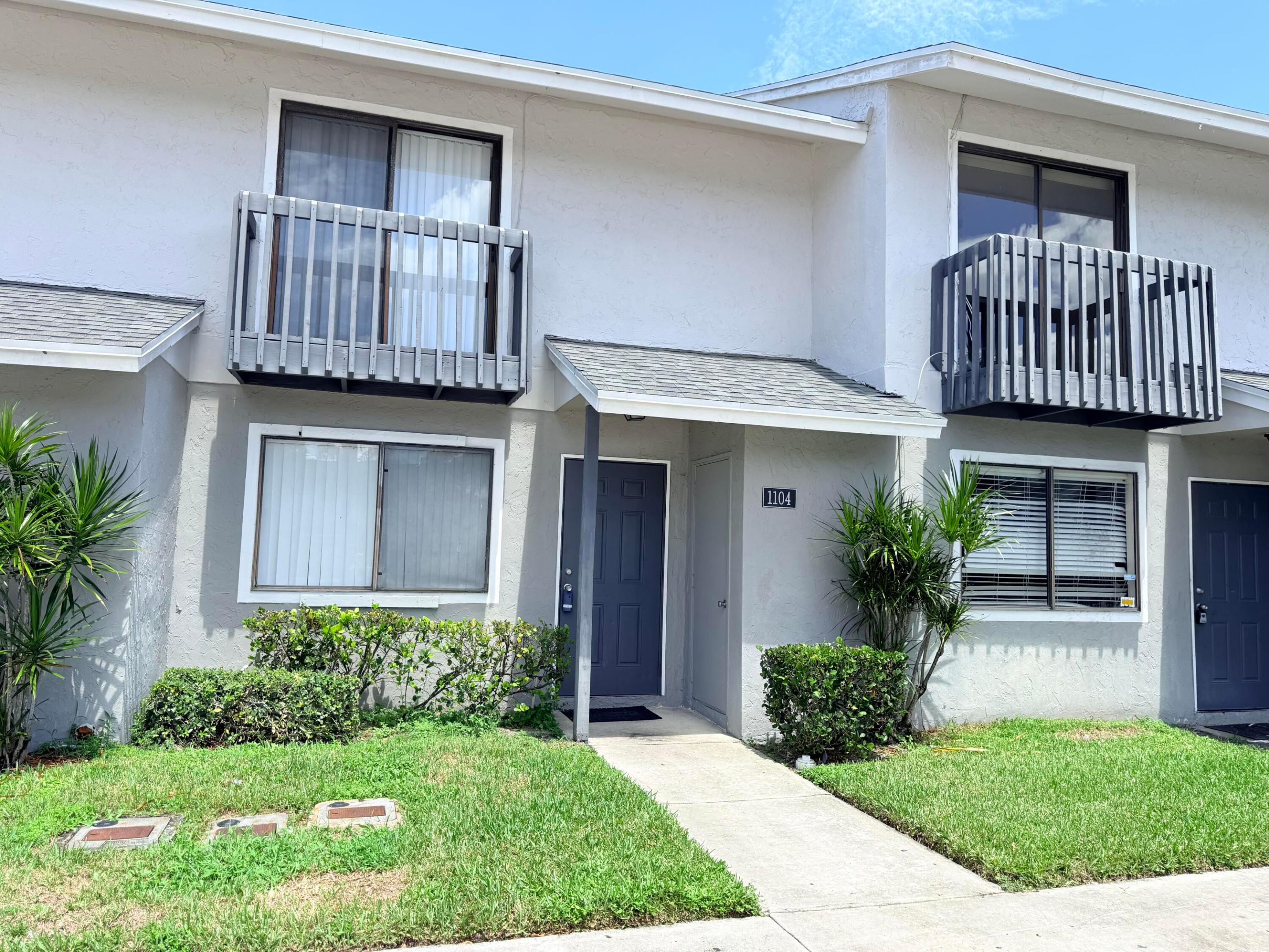 1104 Riverside Drive Property Photo 32