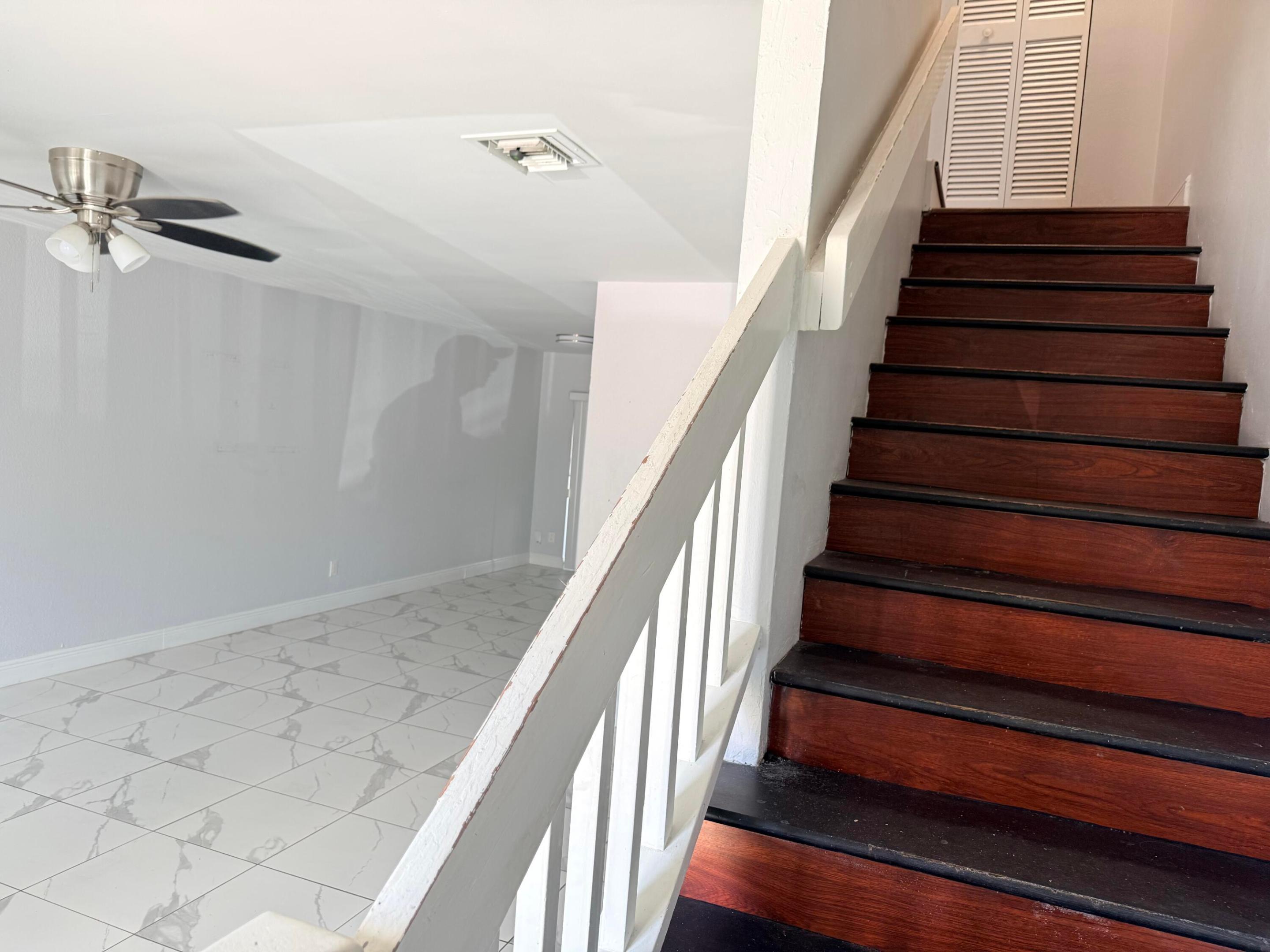 1104 Riverside Drive Property Photo 34