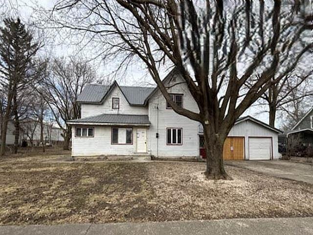 416 1st Street Property Photo 1