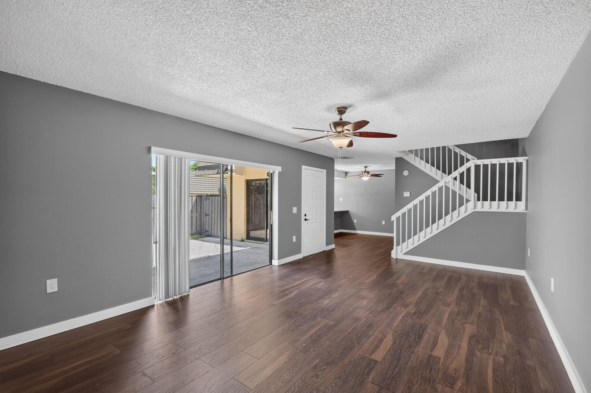2409 24th Way Property Photo 12