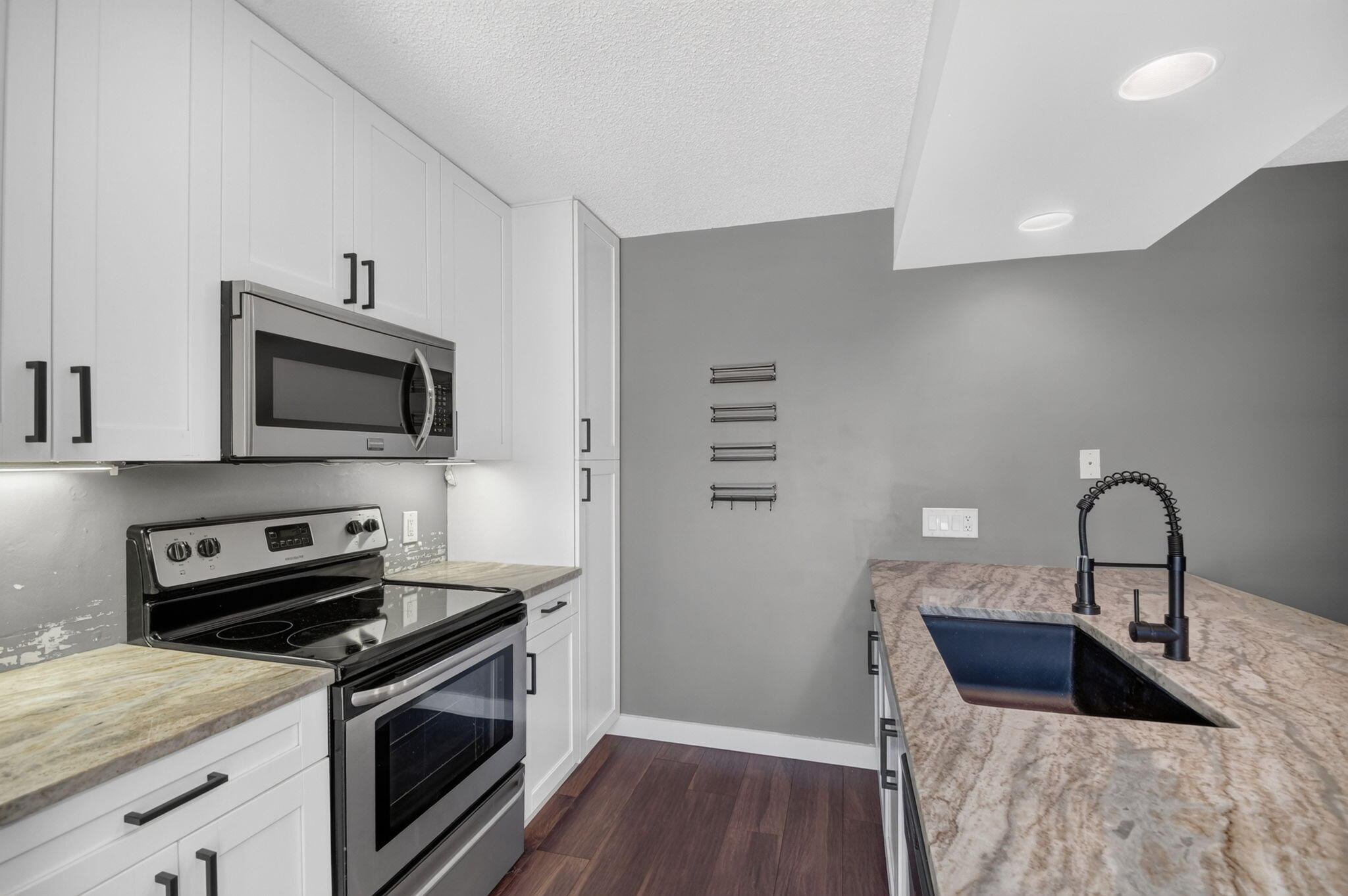 2409 24th Way Property Photo 14