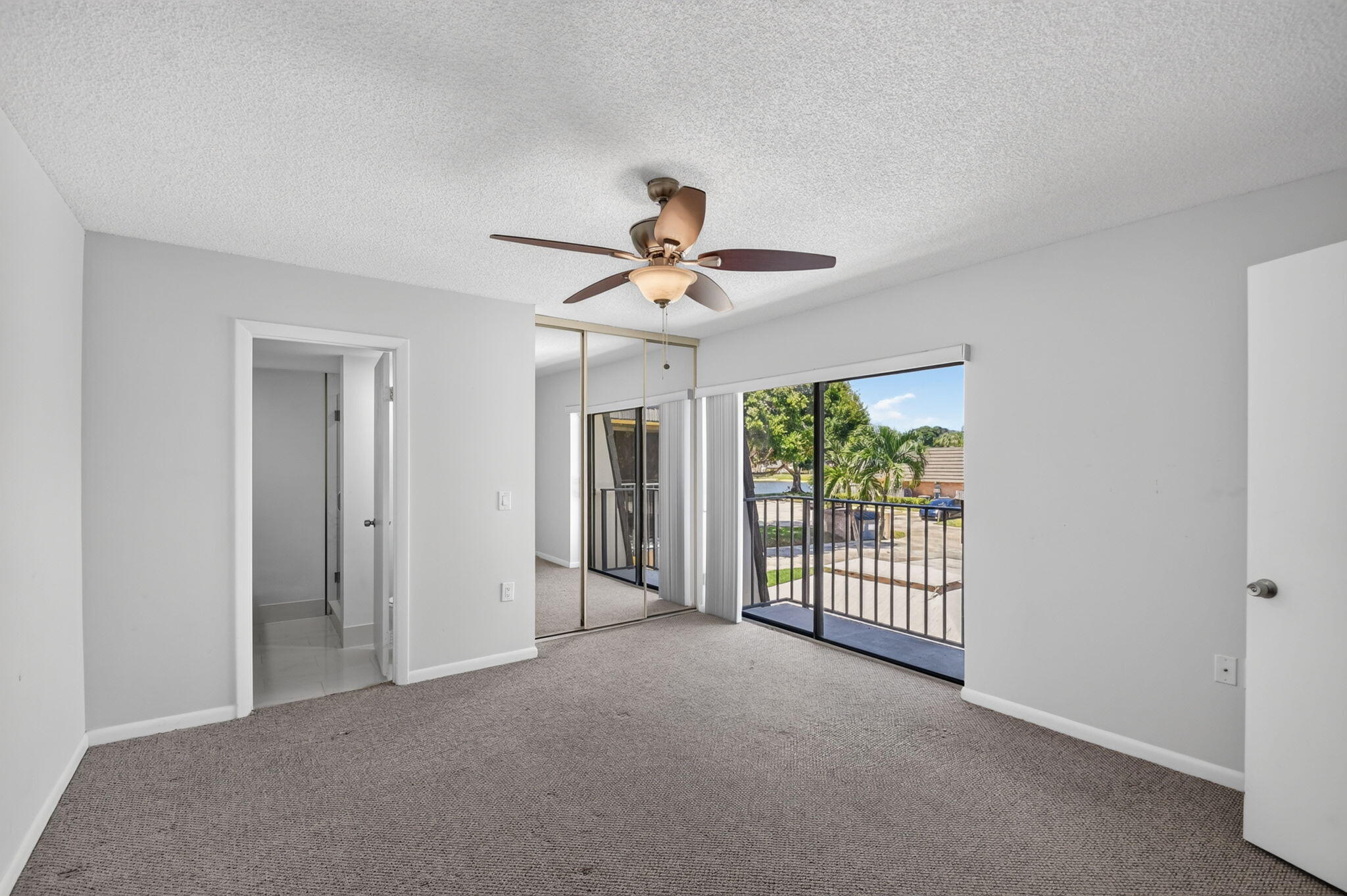 2409 24th Way Property Photo 20