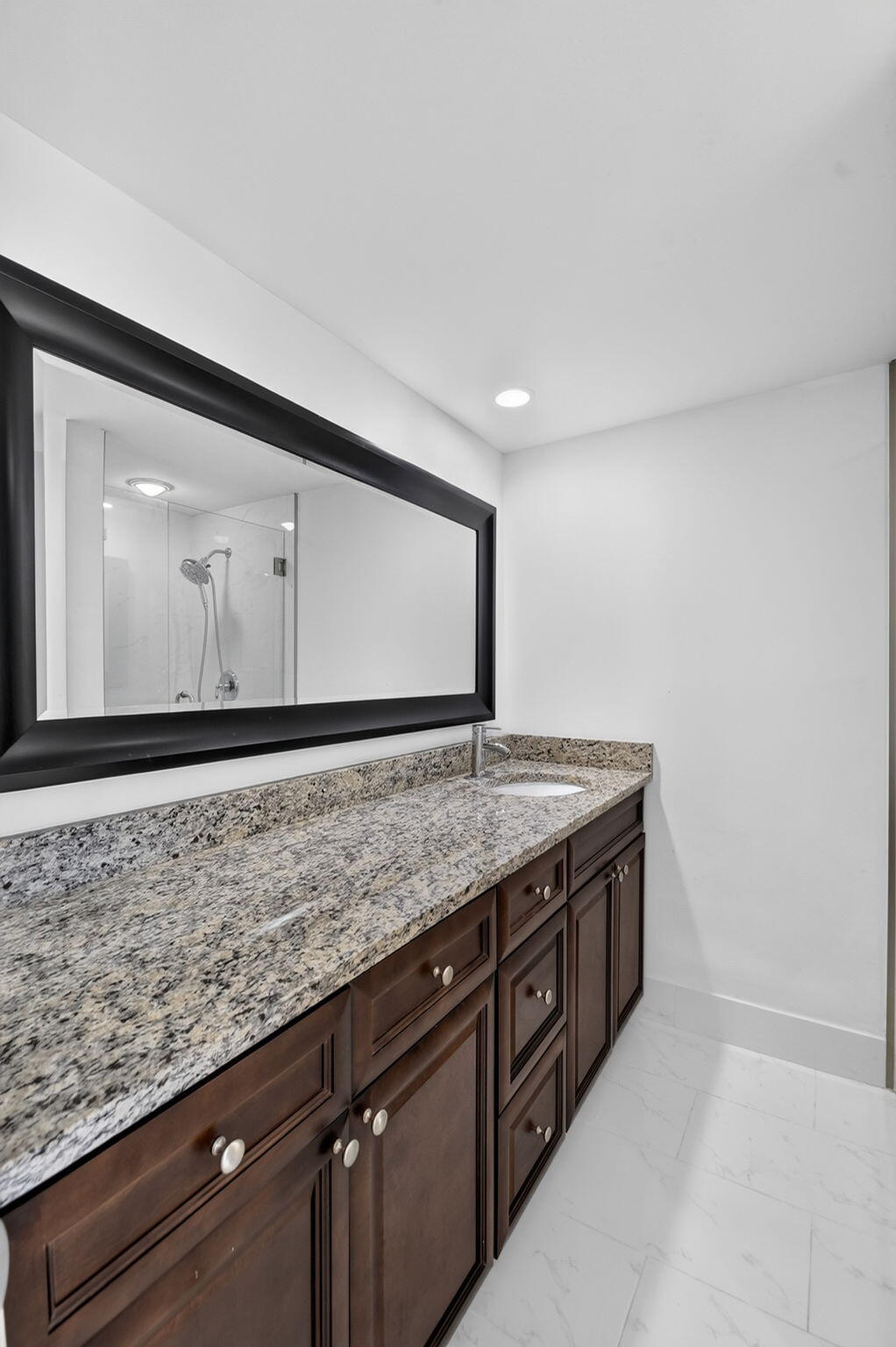 2409 24th Way Property Photo 22