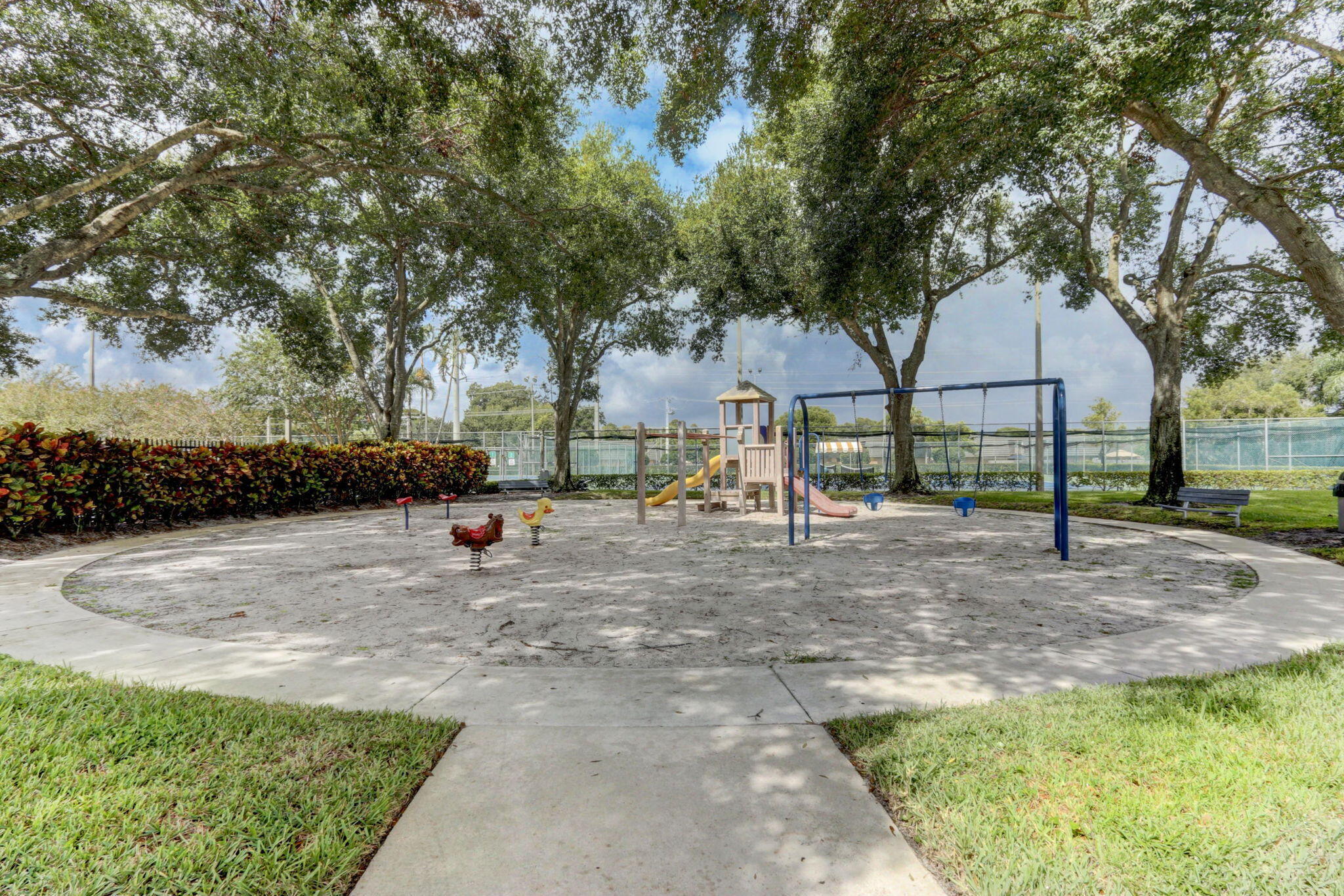 2409 24th Way Property Photo 36