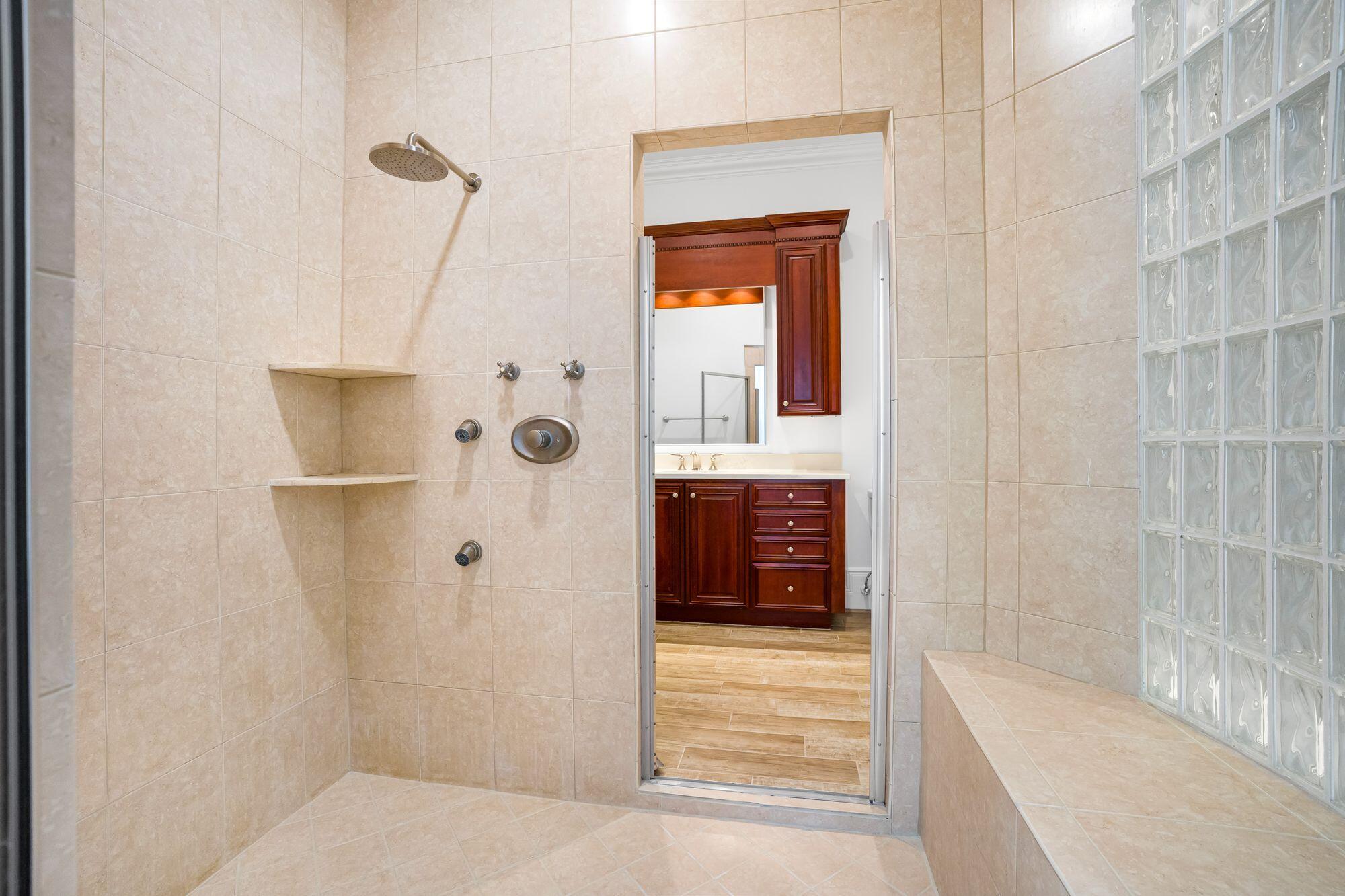 1100 Carolina Circle Sw Property Photo 32