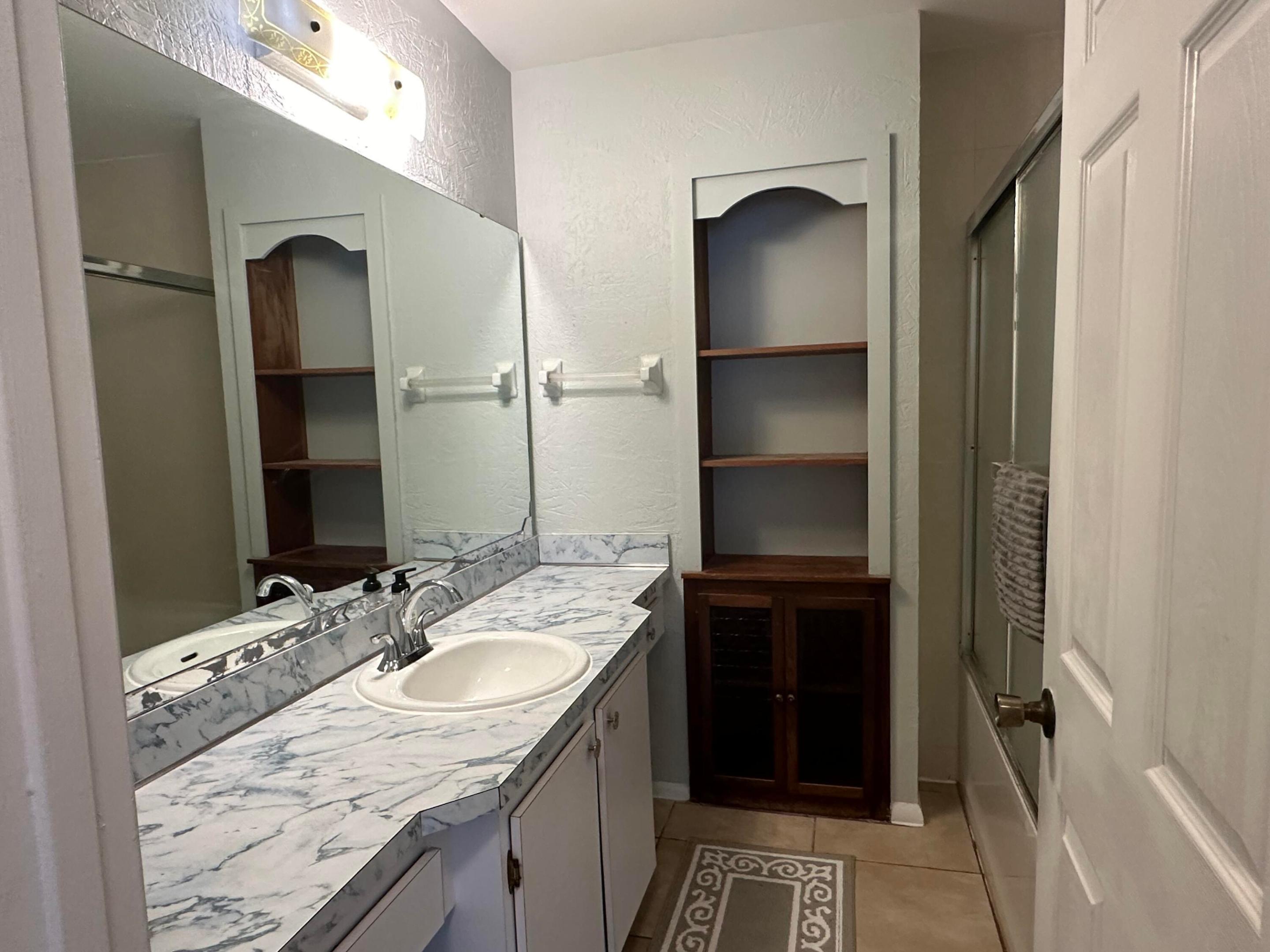 258 Sw Bridgeport Drive Property Photo 28