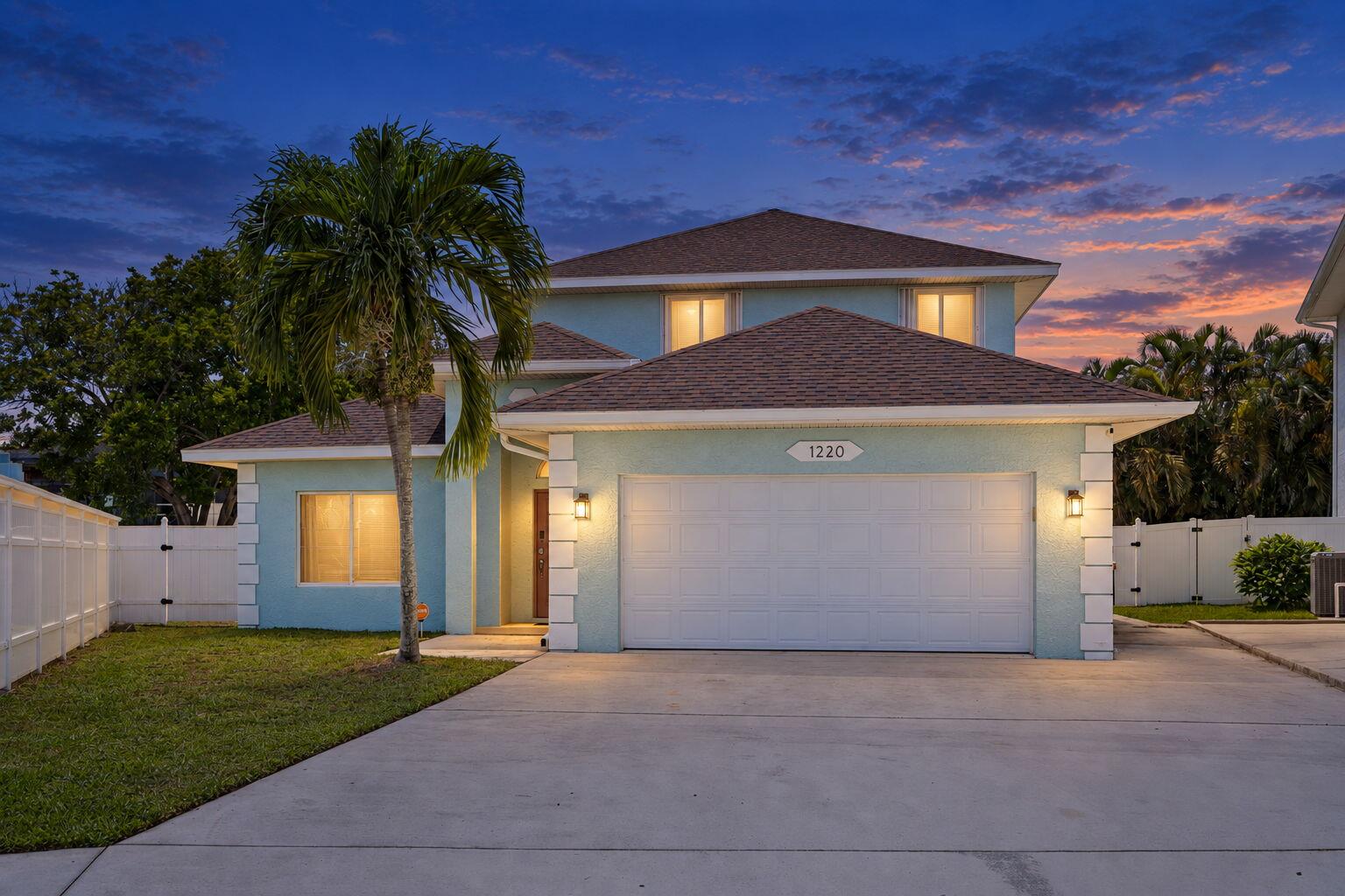 1220 Bonefish Court Property Photo 1