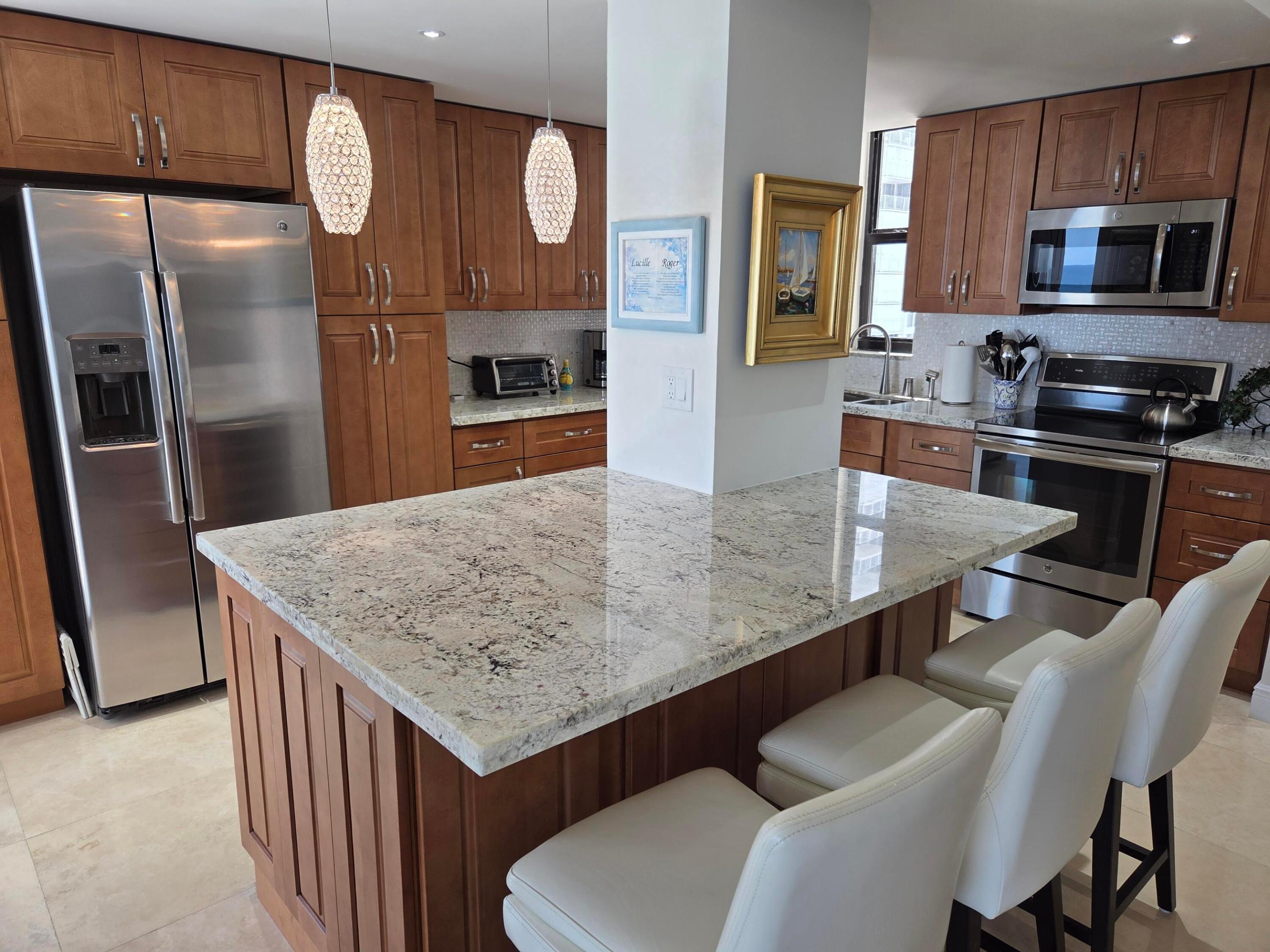 1000 S Ocean Boulevard 8a Property Photo 8