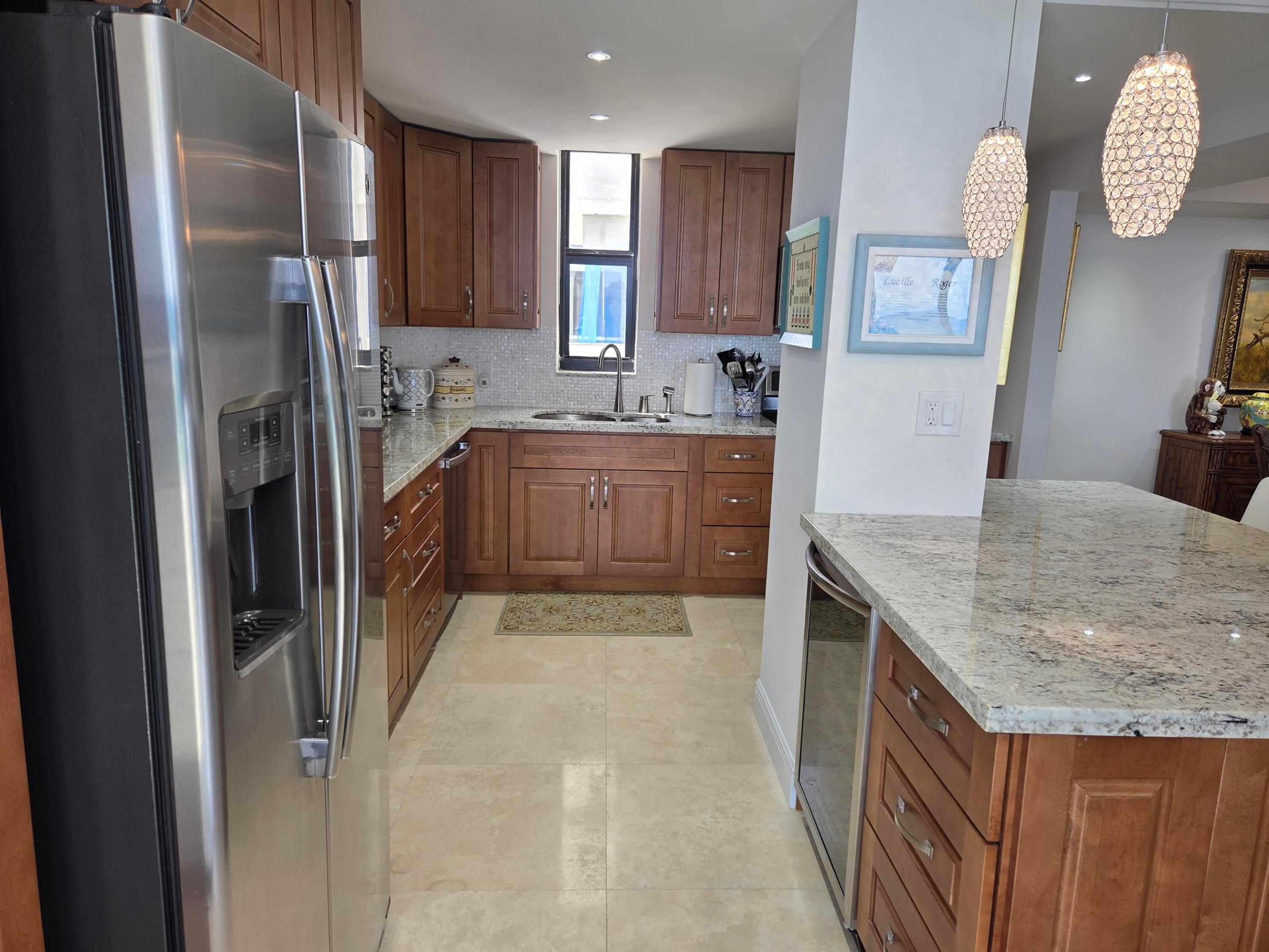 1000 S Ocean Boulevard 8a Property Photo 9