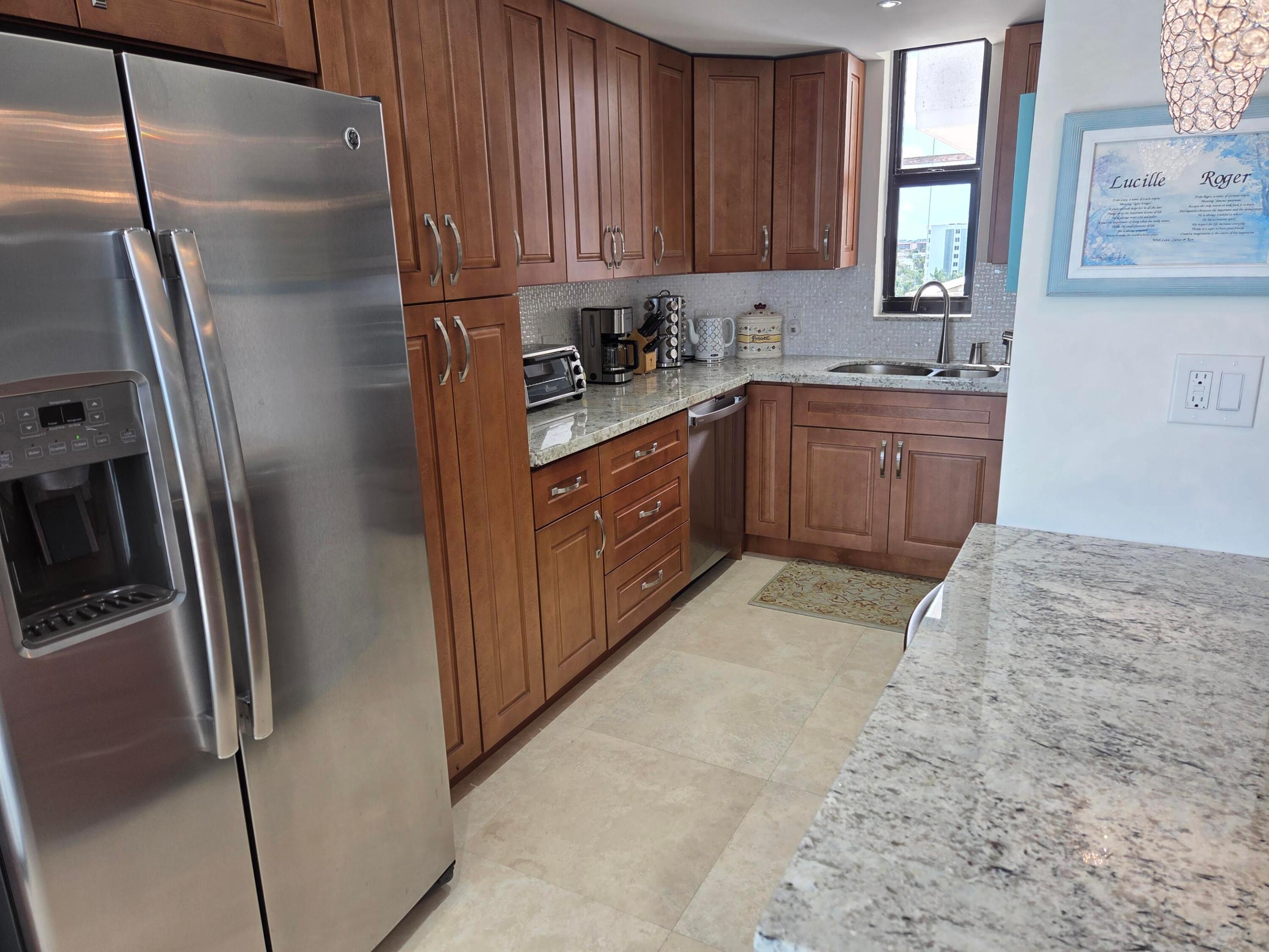 1000 S Ocean Boulevard 8a Property Photo 10