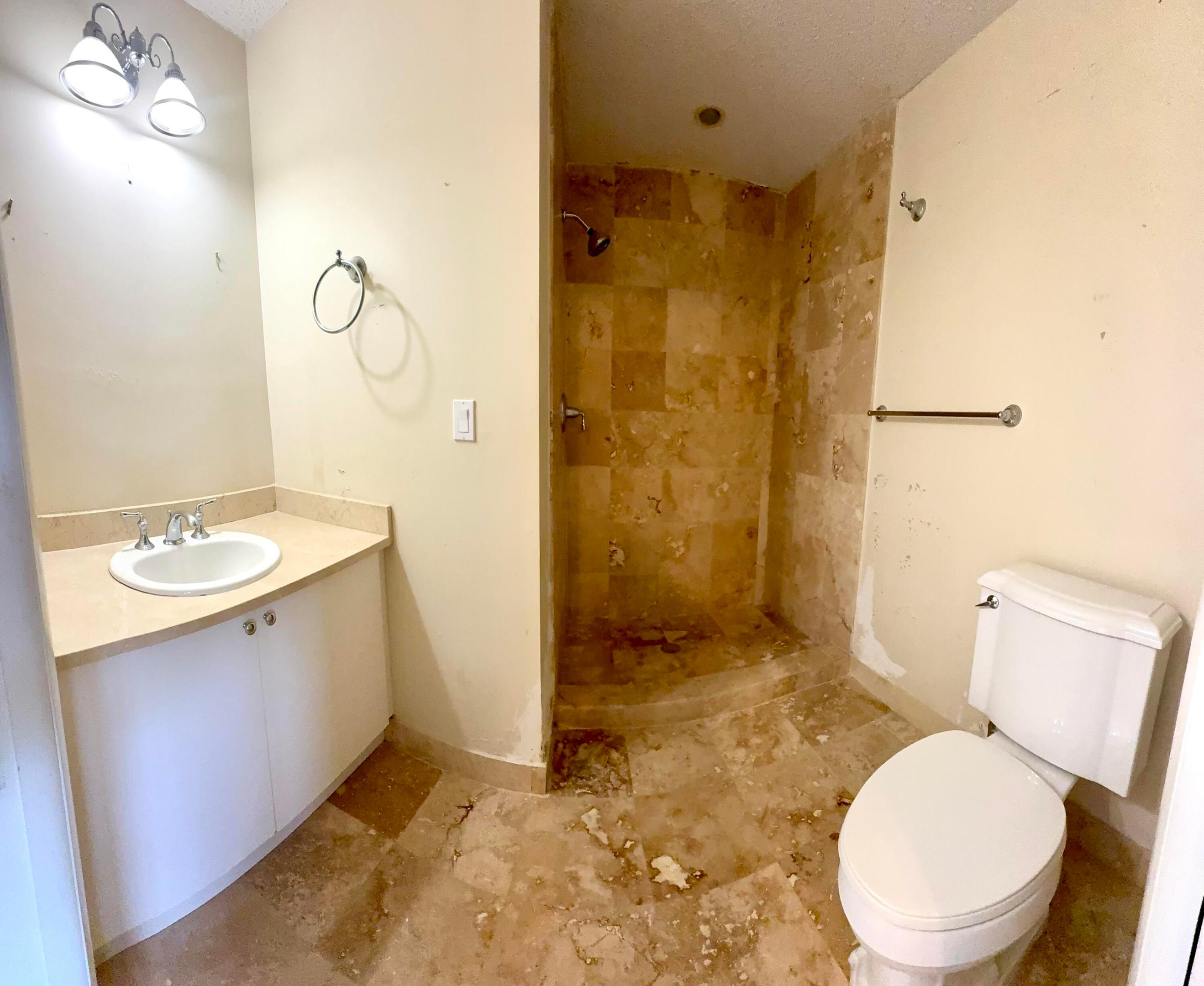 2390 Ne 199th Street Property Photo 26