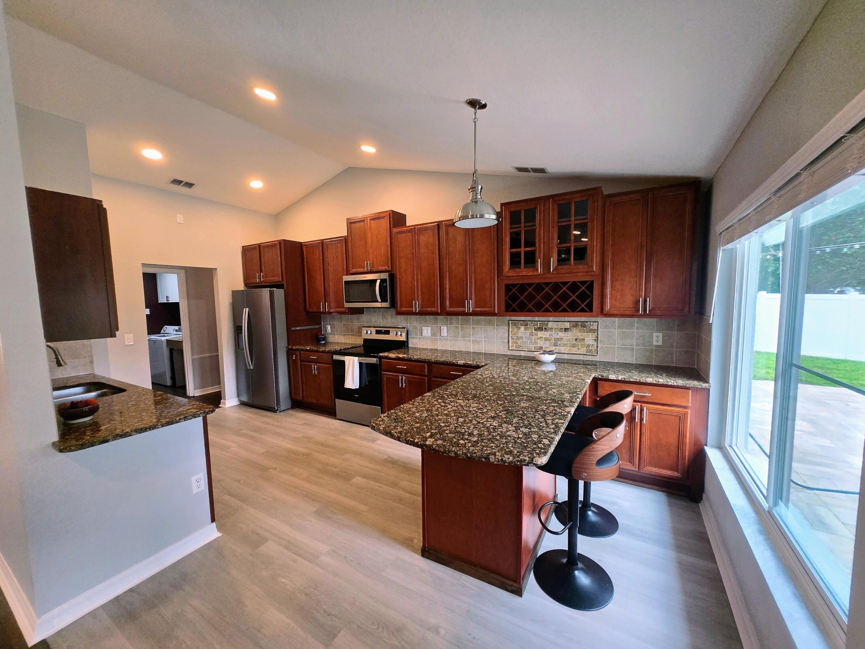 200 Amber Boulevard Property Photo 12