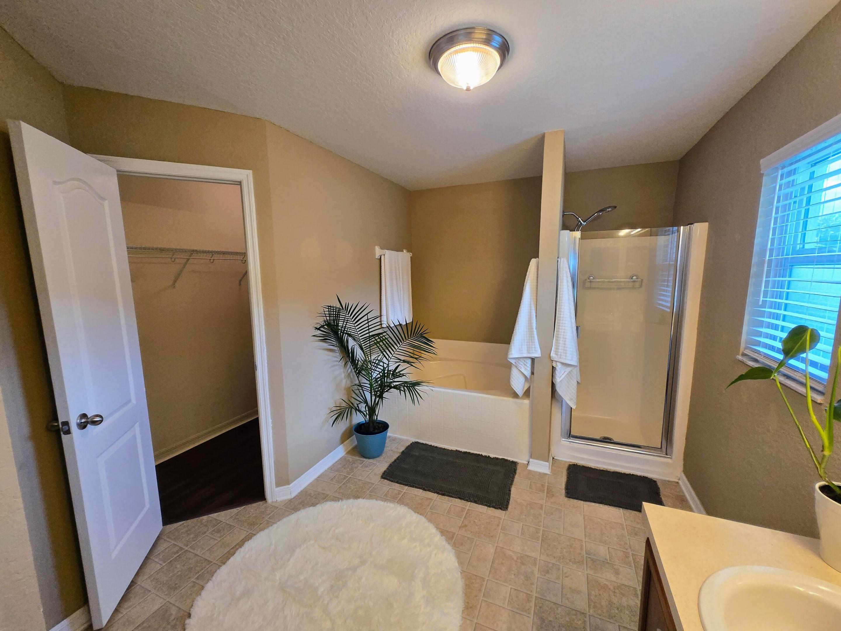 200 Amber Boulevard Property Photo 24