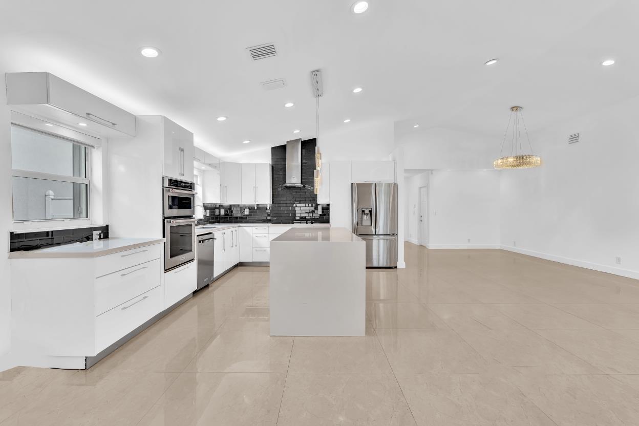 3307 Sw 49th Street Property Photo 18