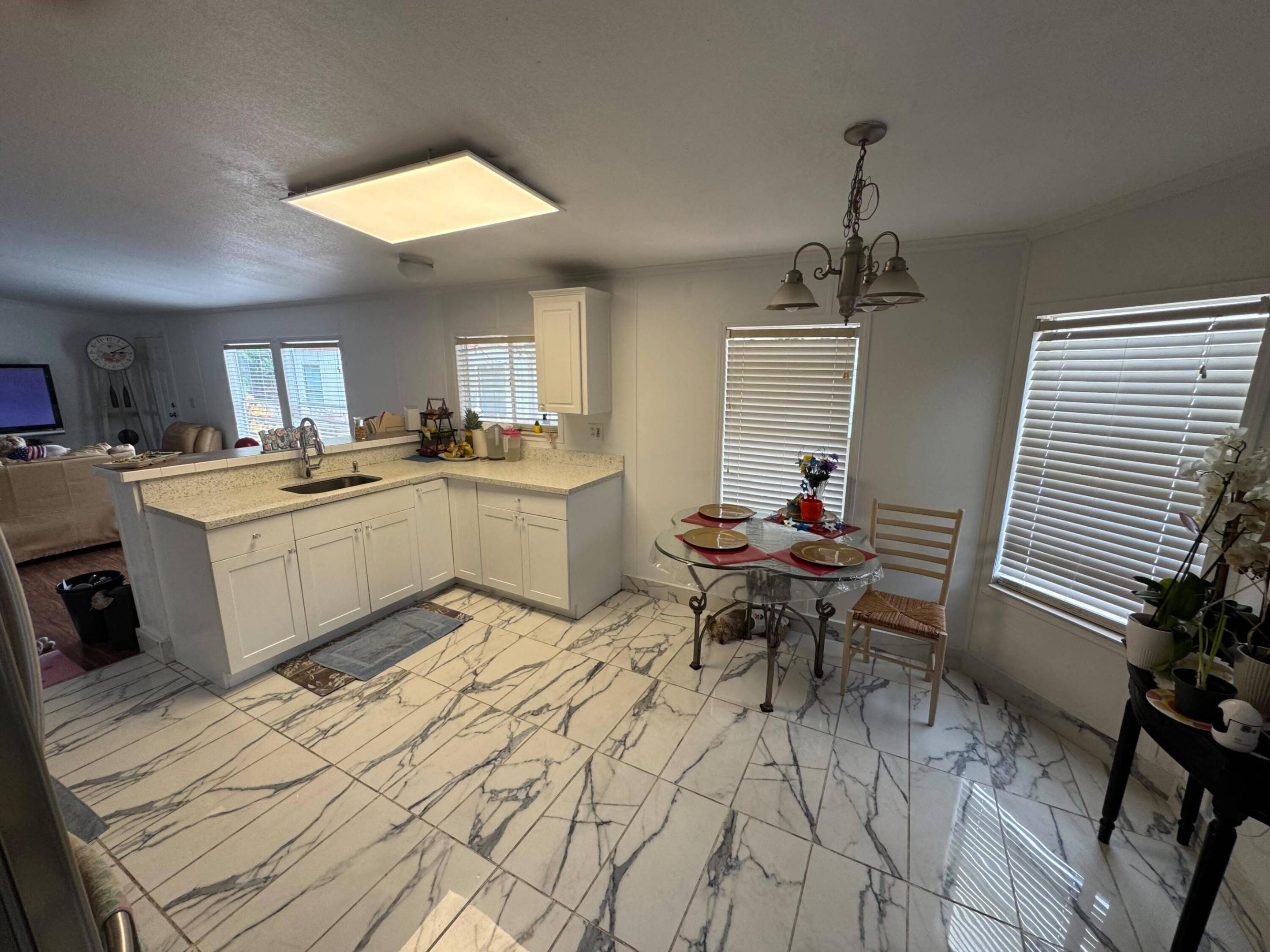 B26073388 Property Photo 3