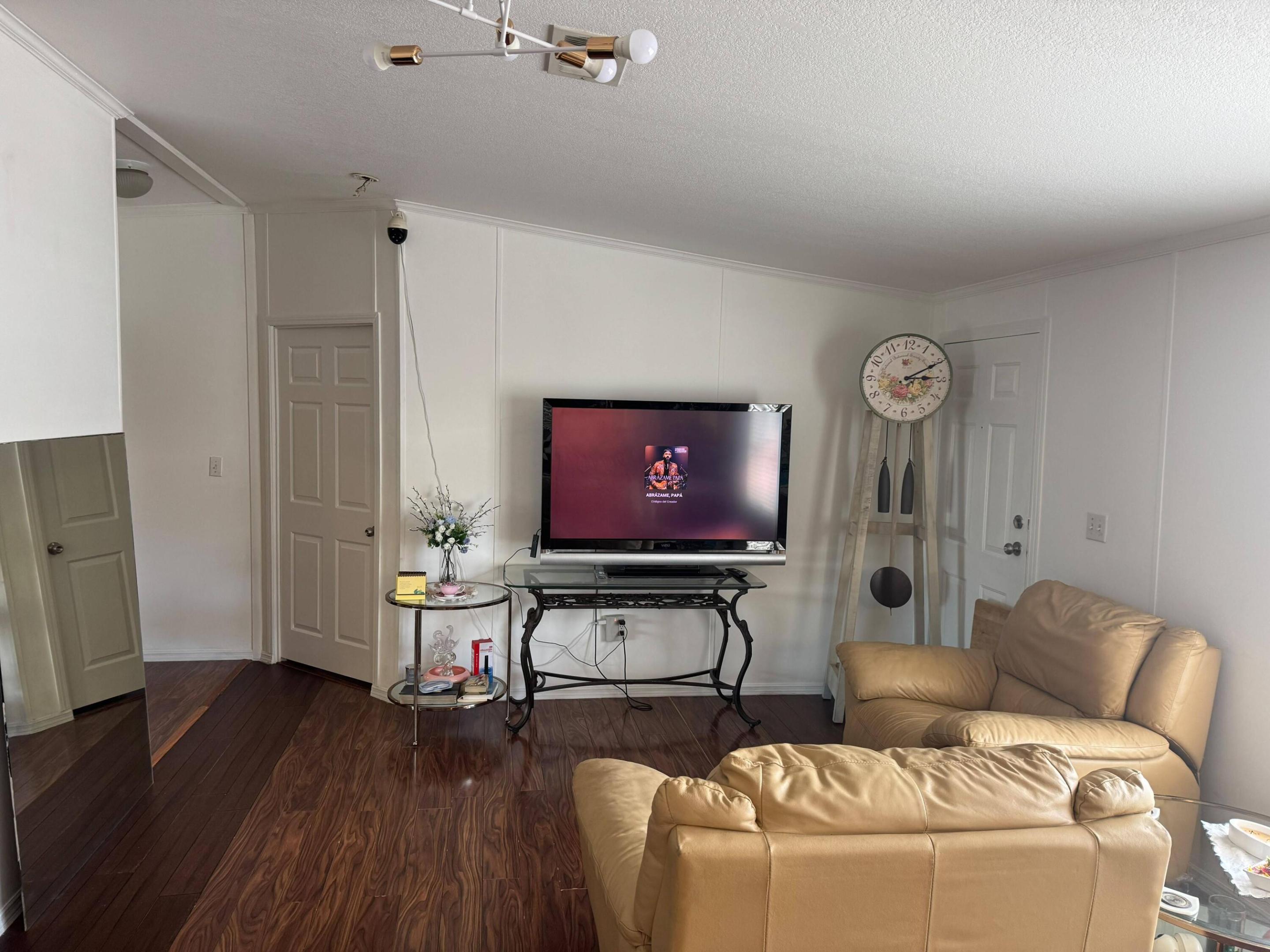 B26073388 Property Photo 9