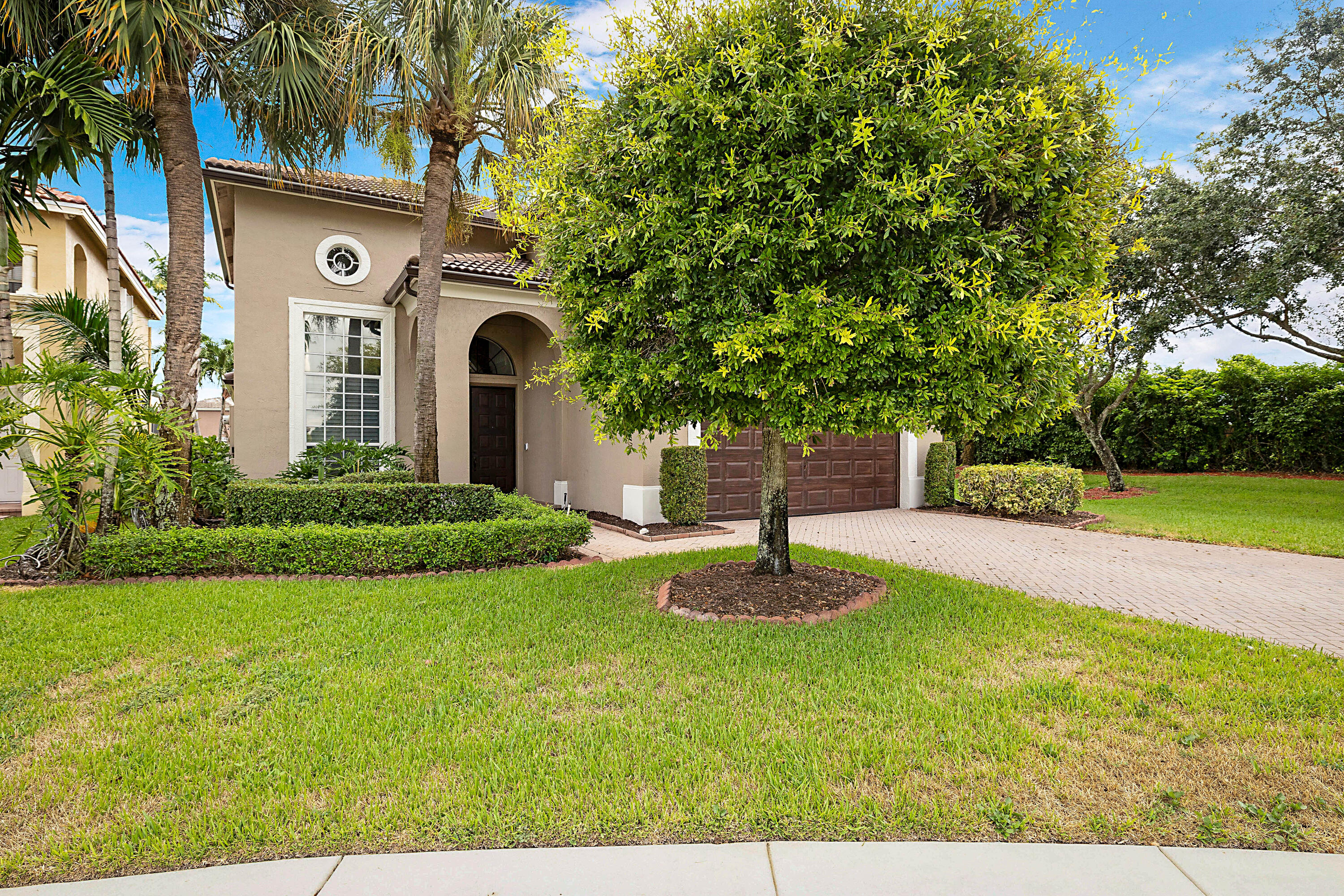 11065 Stone Creek Street Property Photo 2