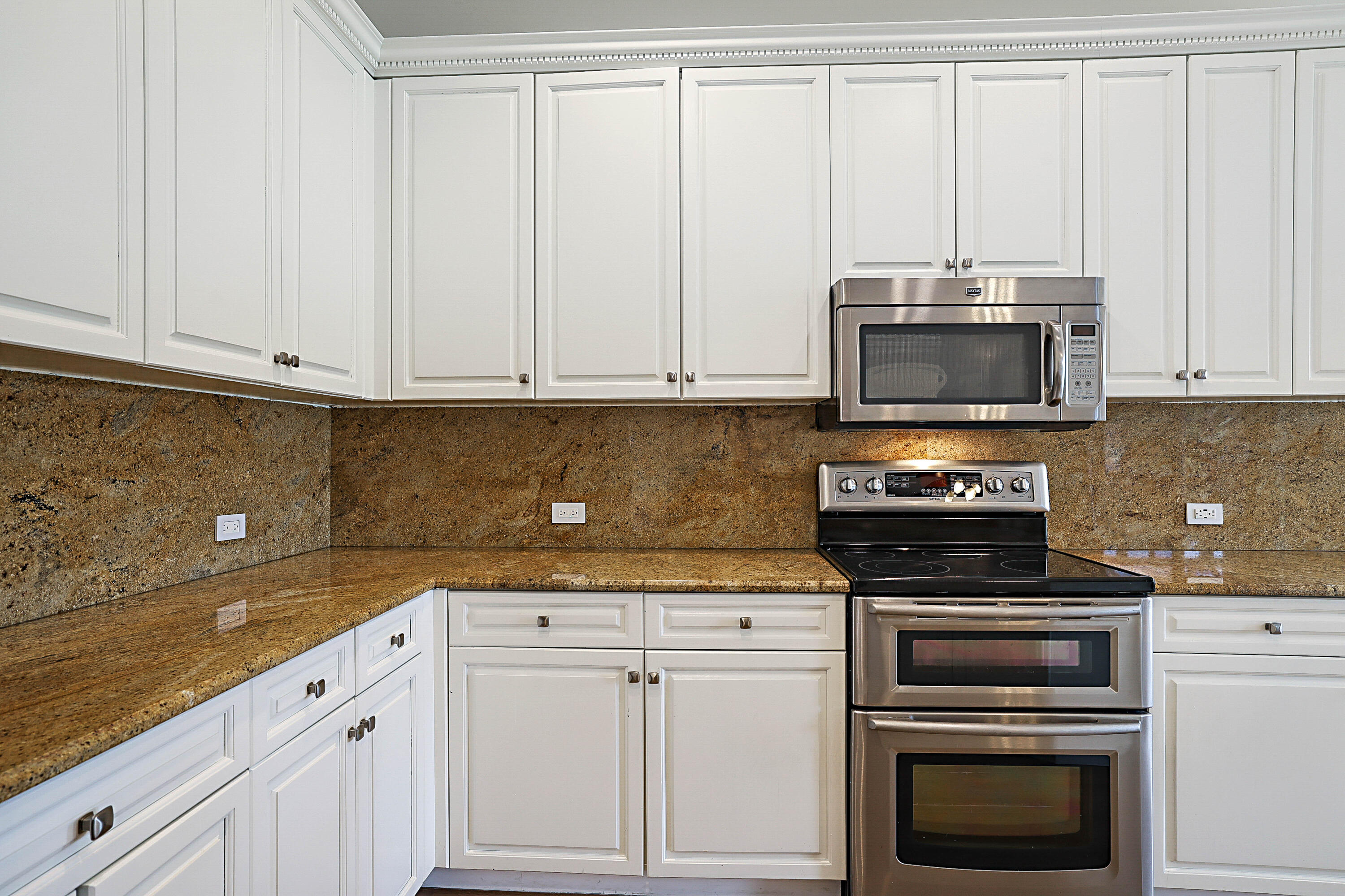 11065 Stone Creek Street Property Photo 18