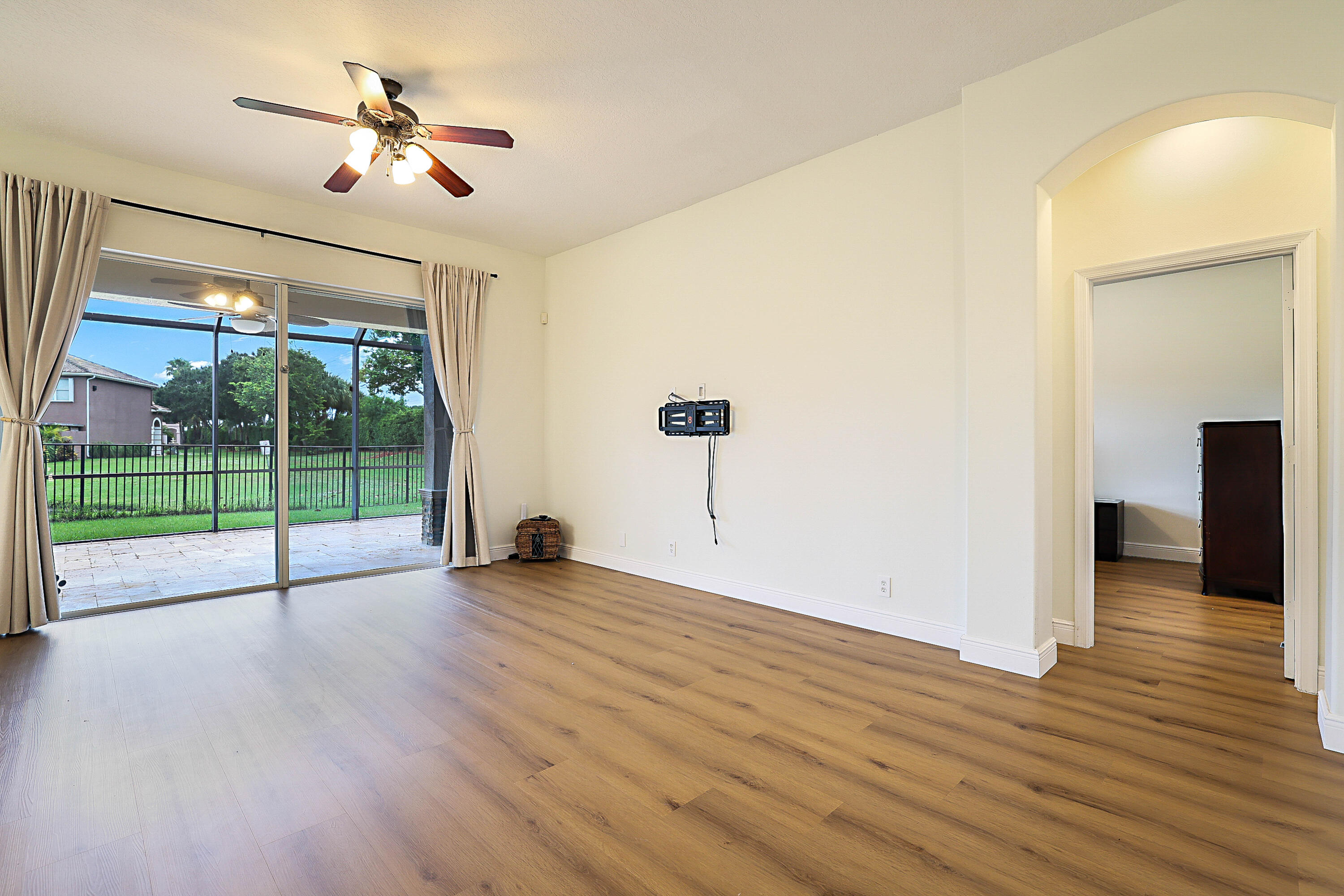 11065 Stone Creek Street Property Photo 23