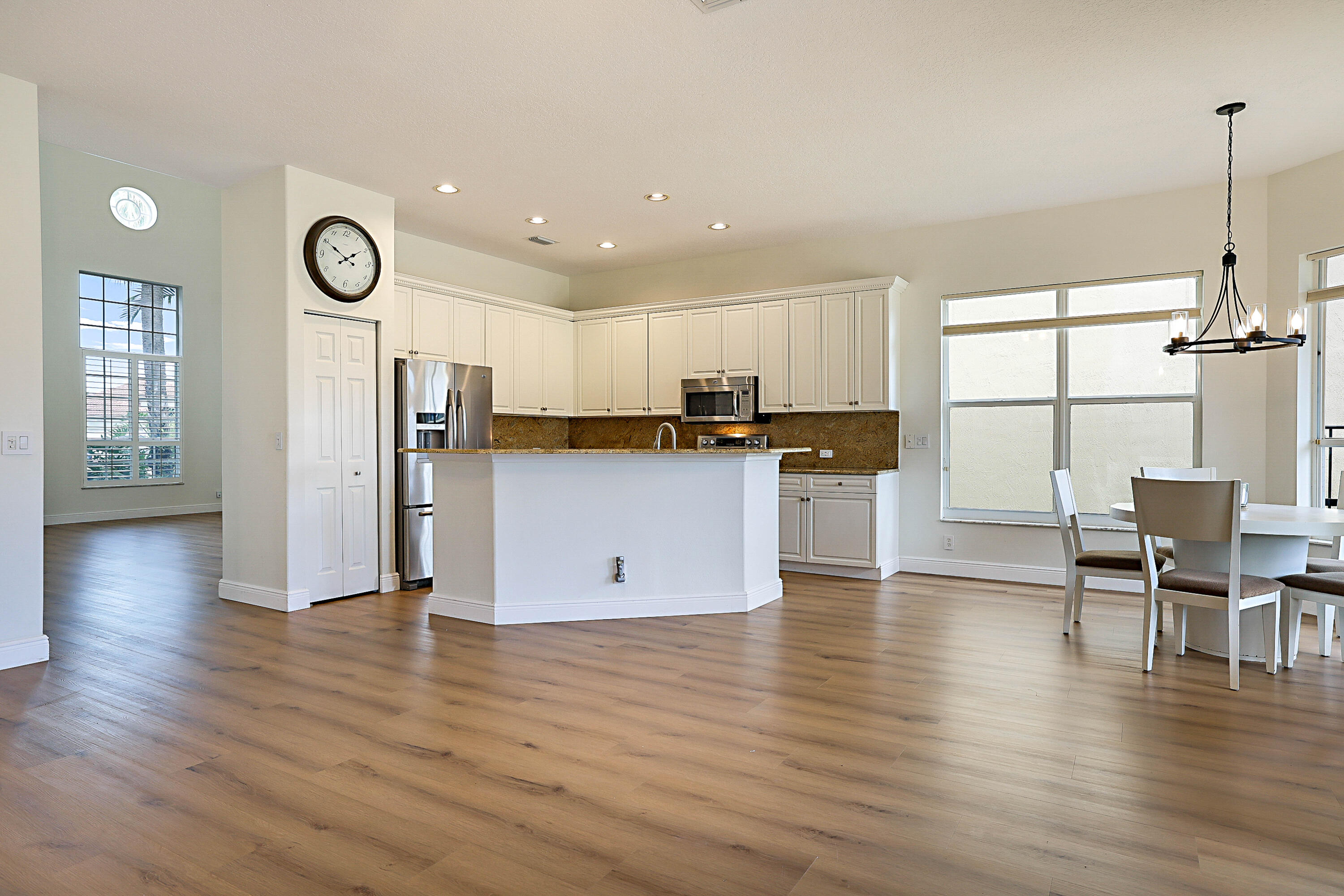 11065 Stone Creek Street Property Photo 24