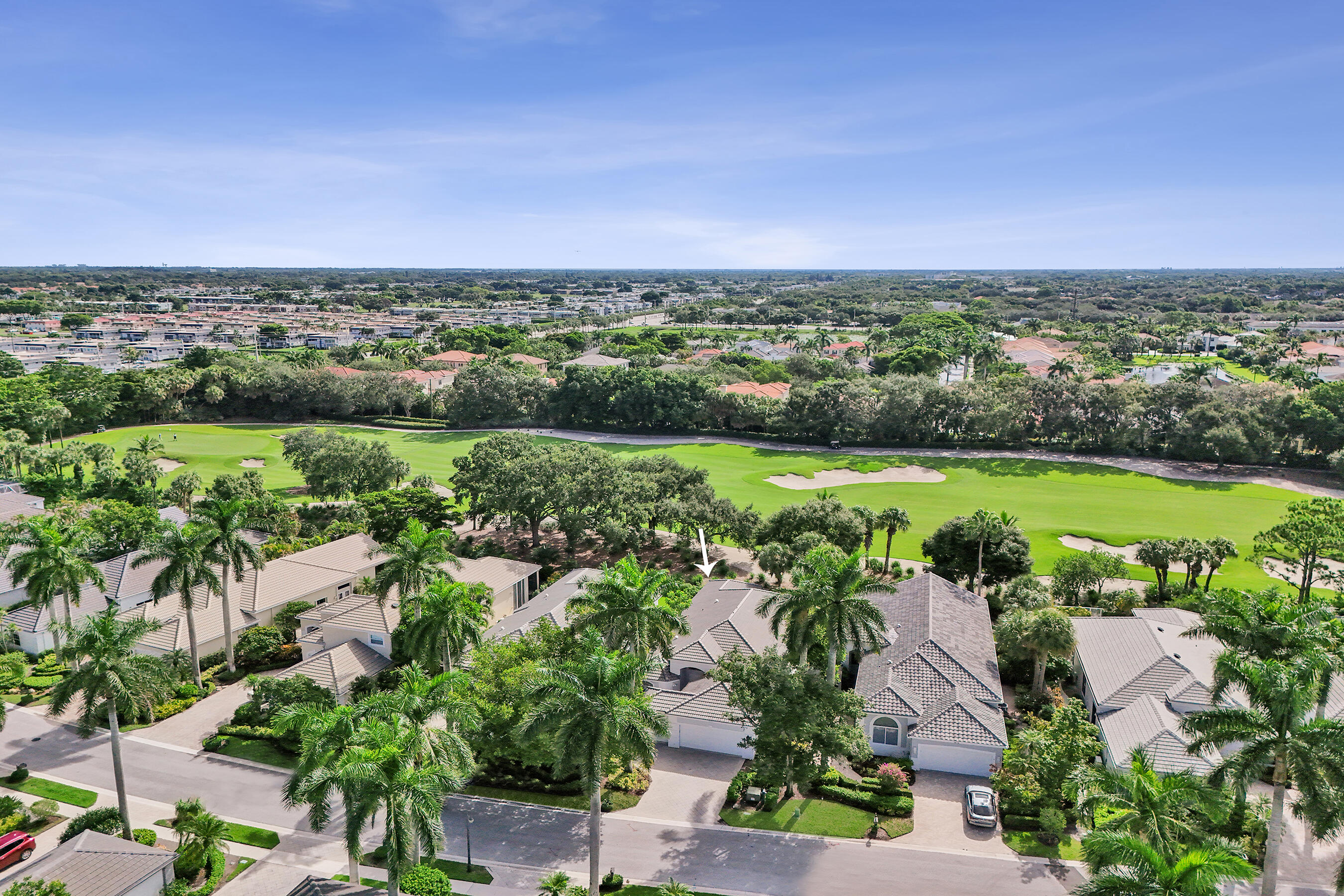 16106 Villa Vizcaya Place Property Photo 3