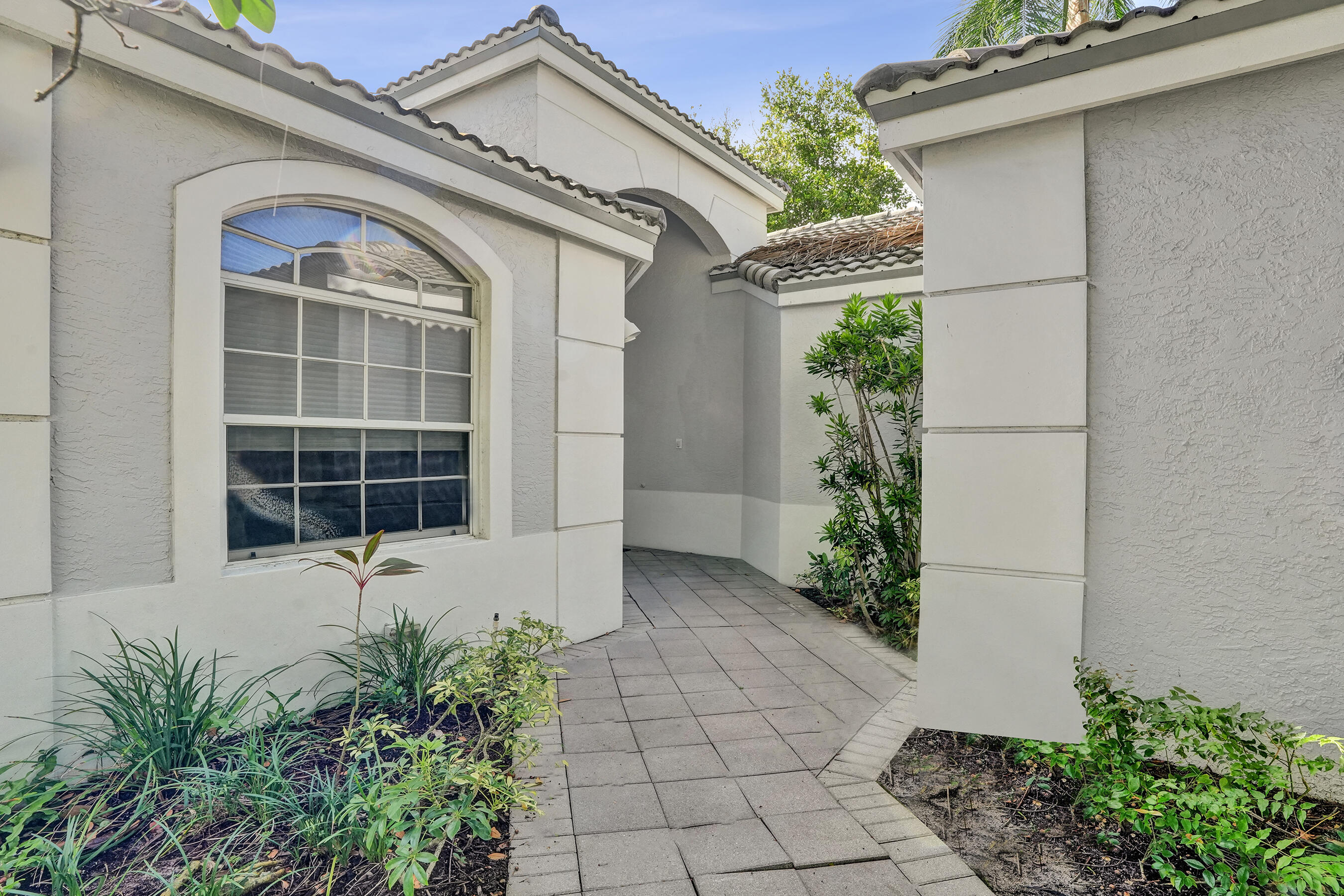 16106 Villa Vizcaya Place Property Photo 11