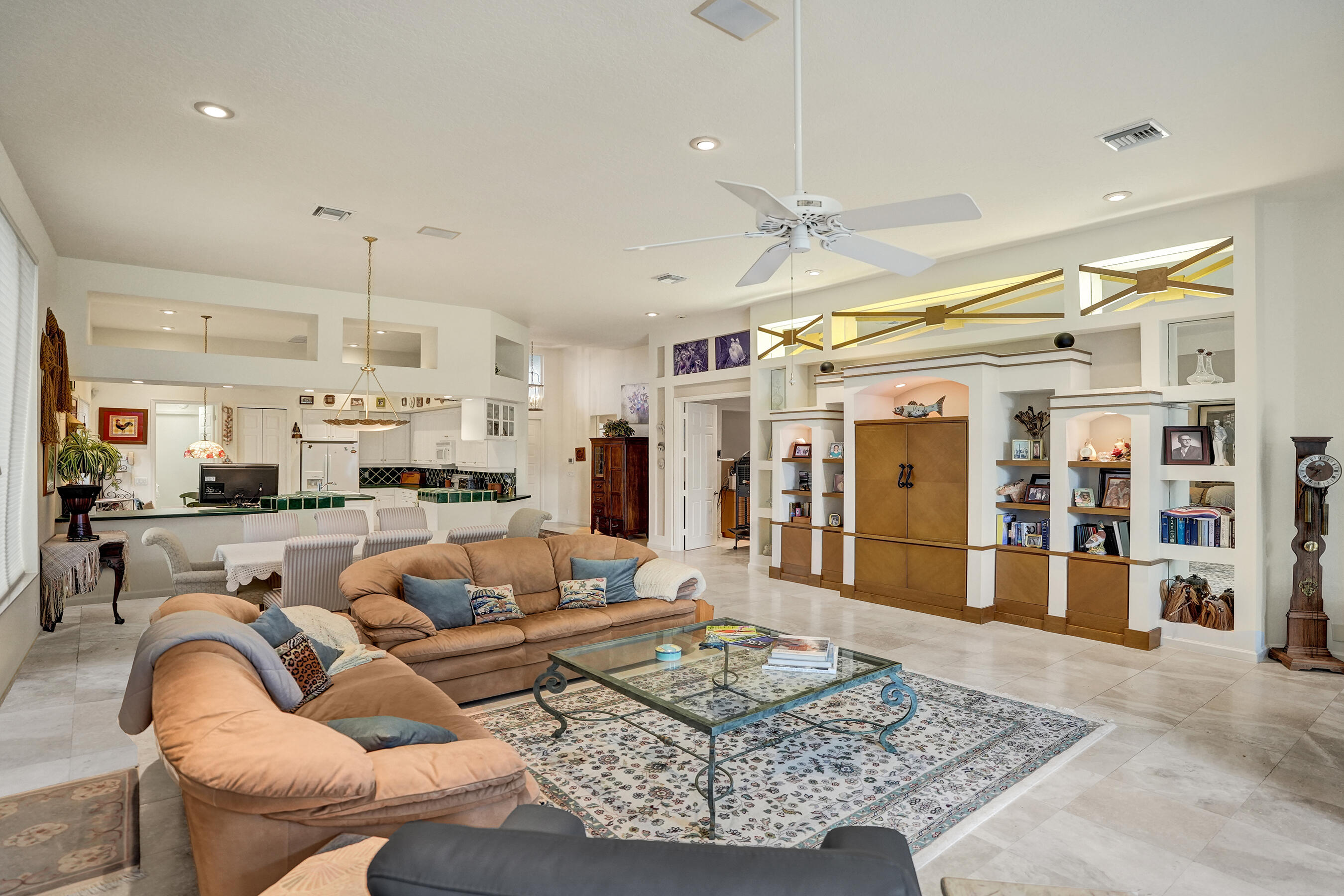 16106 Villa Vizcaya Place Property Photo 17