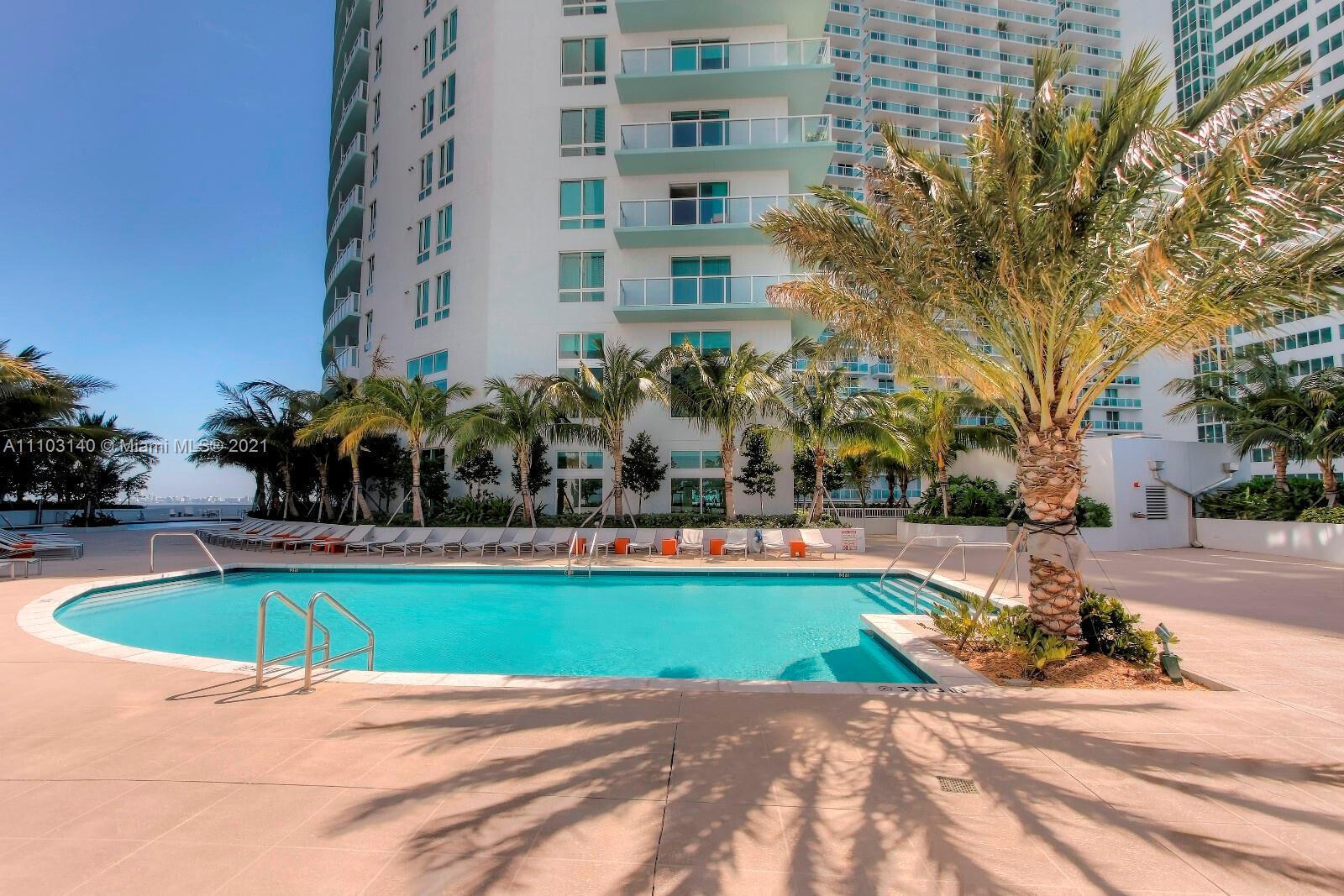 1900 N Bayshore Drive 912 Property Photo 9