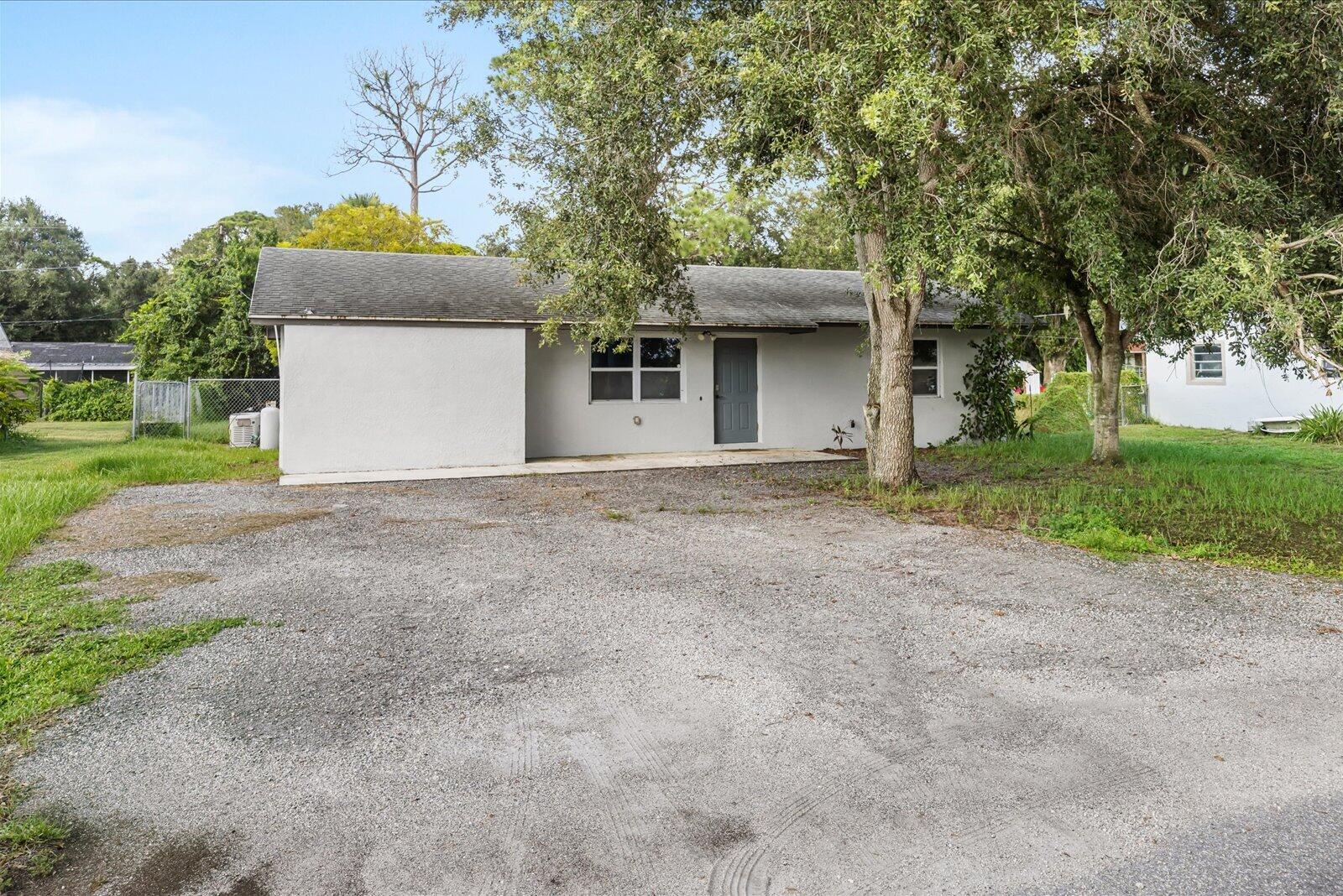 3031 Nw 2nd Street Property Photo 1