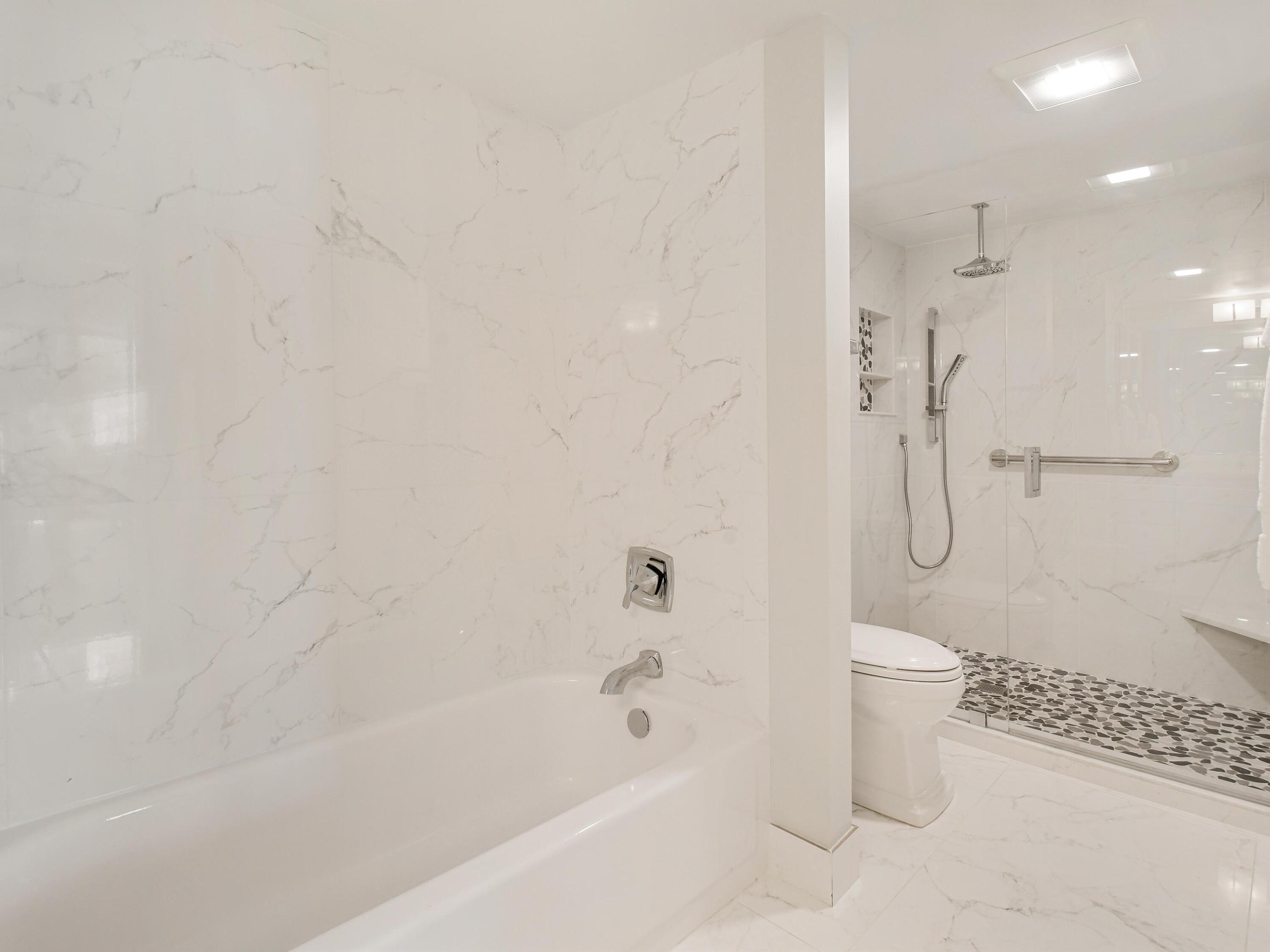 3400 N Ocean Drive 908 Property Photo 19