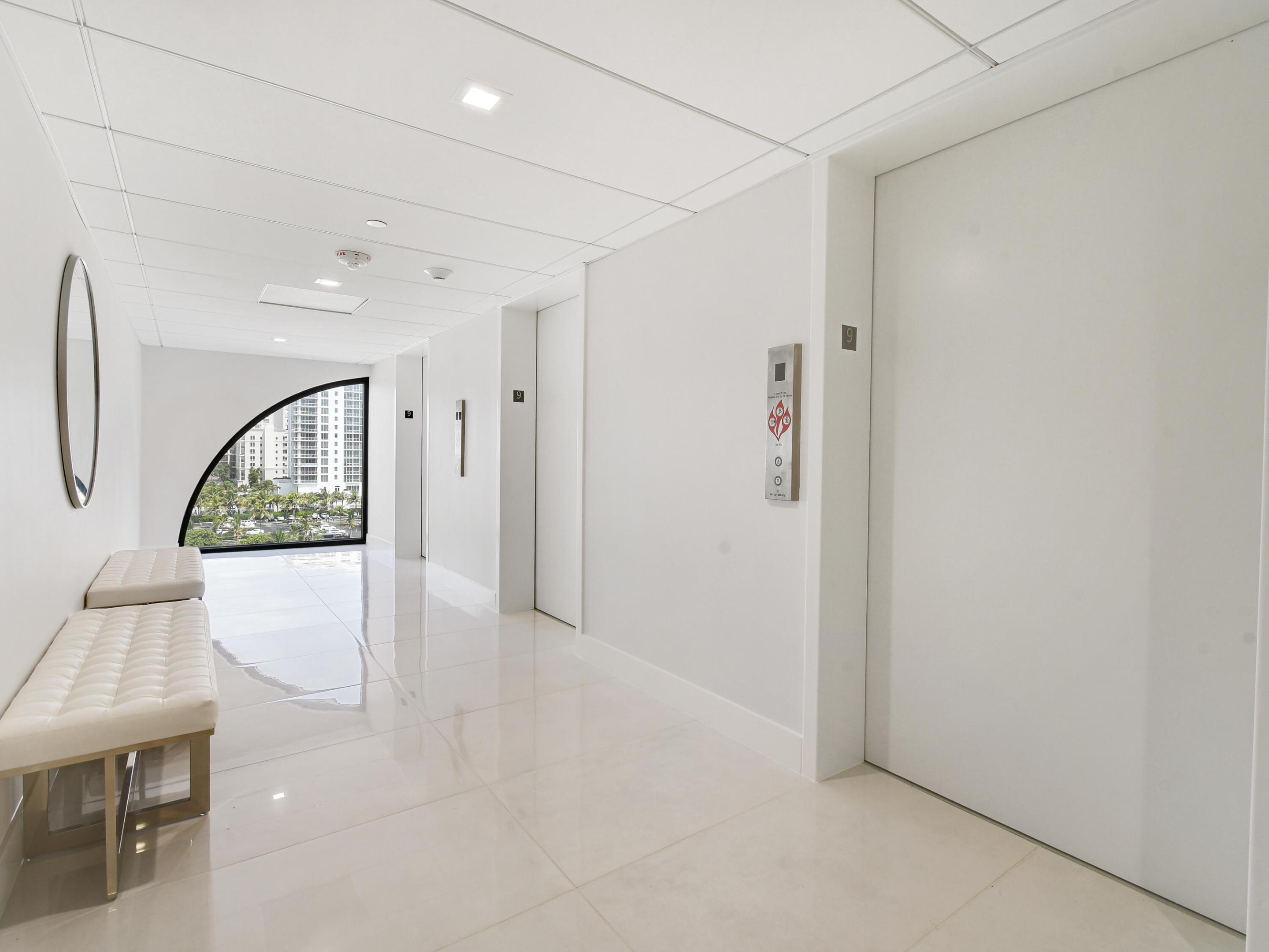 3400 N Ocean Drive 908 Property Photo 29